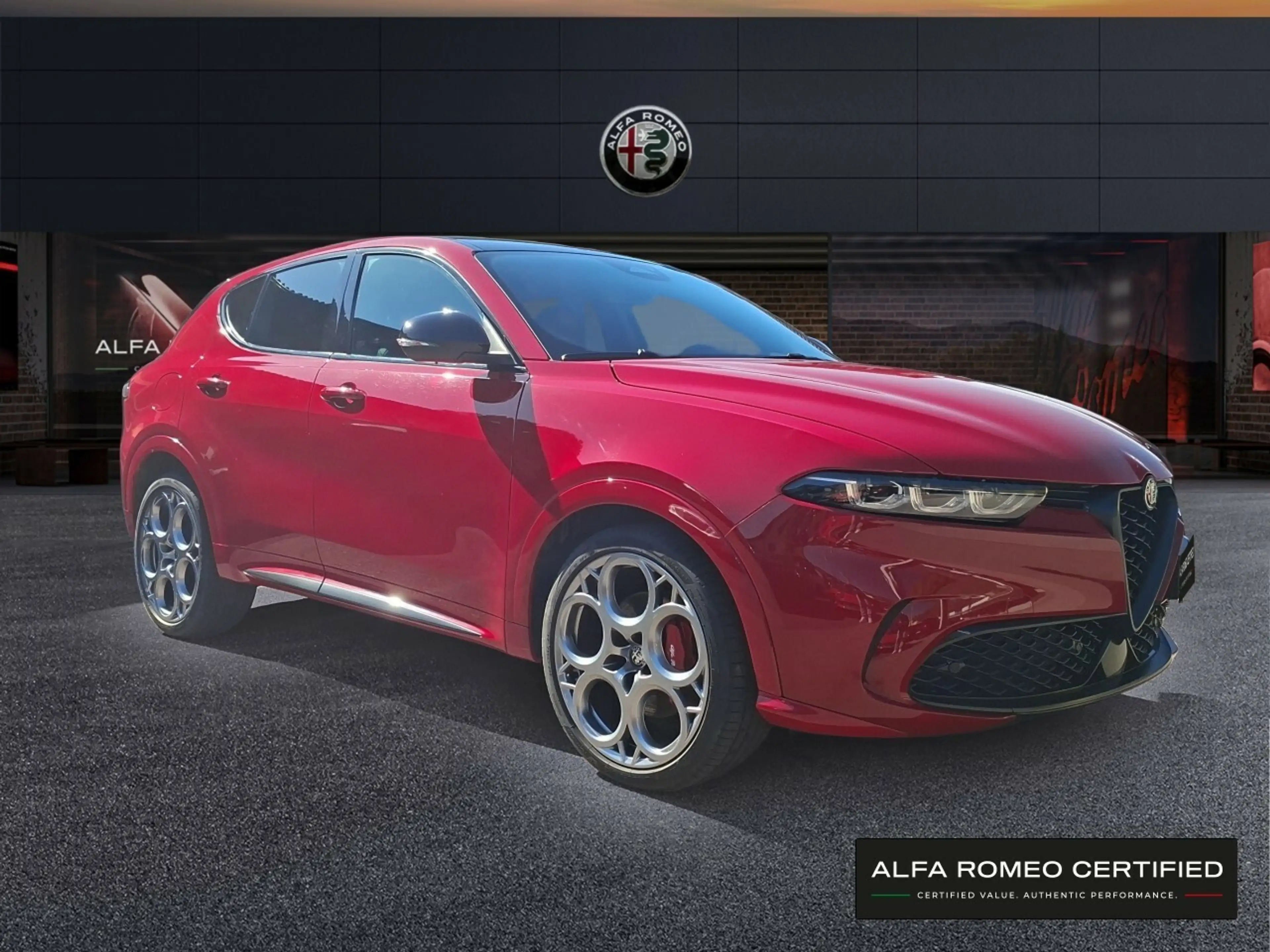 Alfa Romeo Tonale Tributo Italiano 1.5 VGT MildHybrid — photo 3