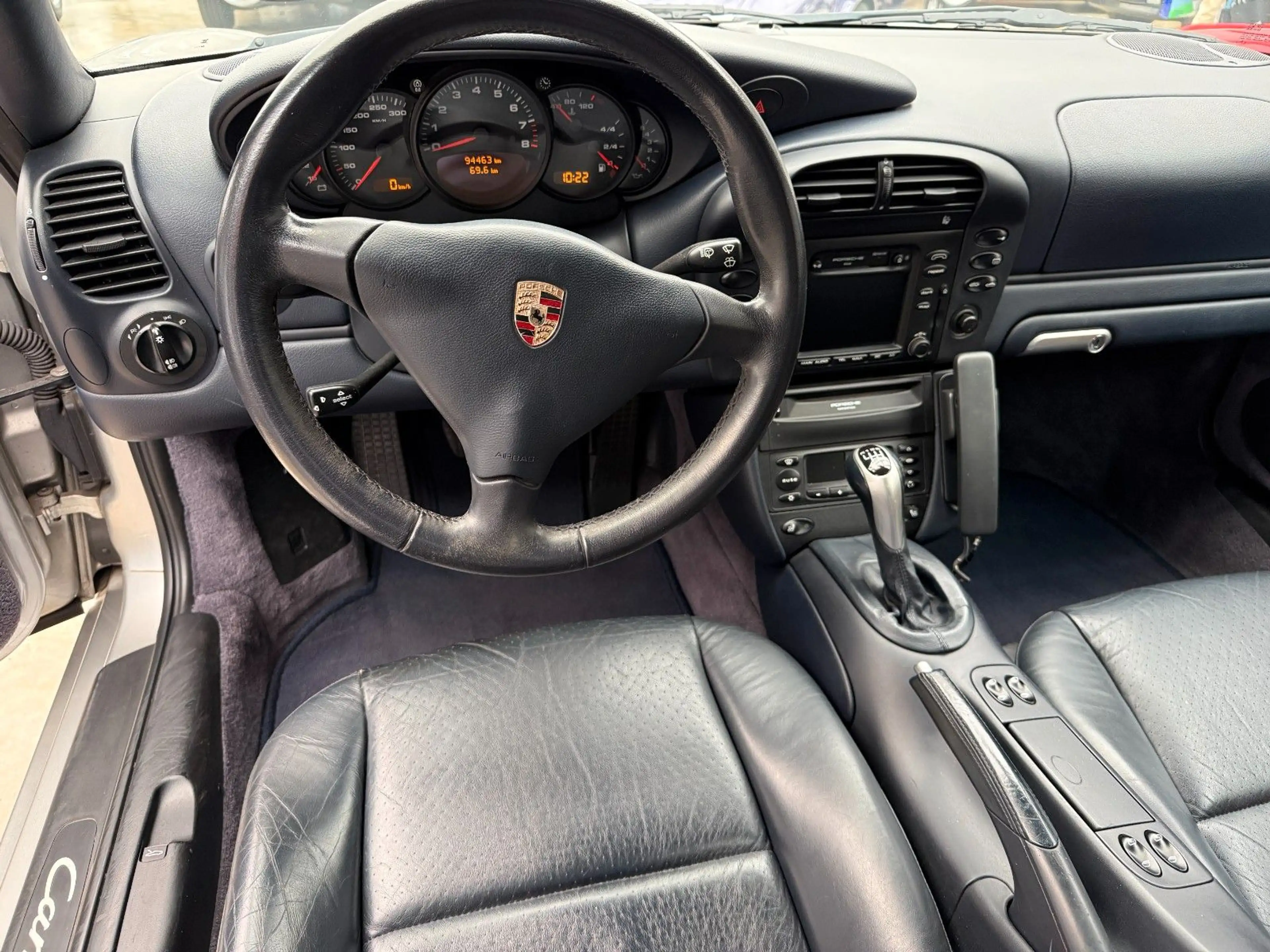 Porsche 996 Carrera Cabriolet — photo 7
