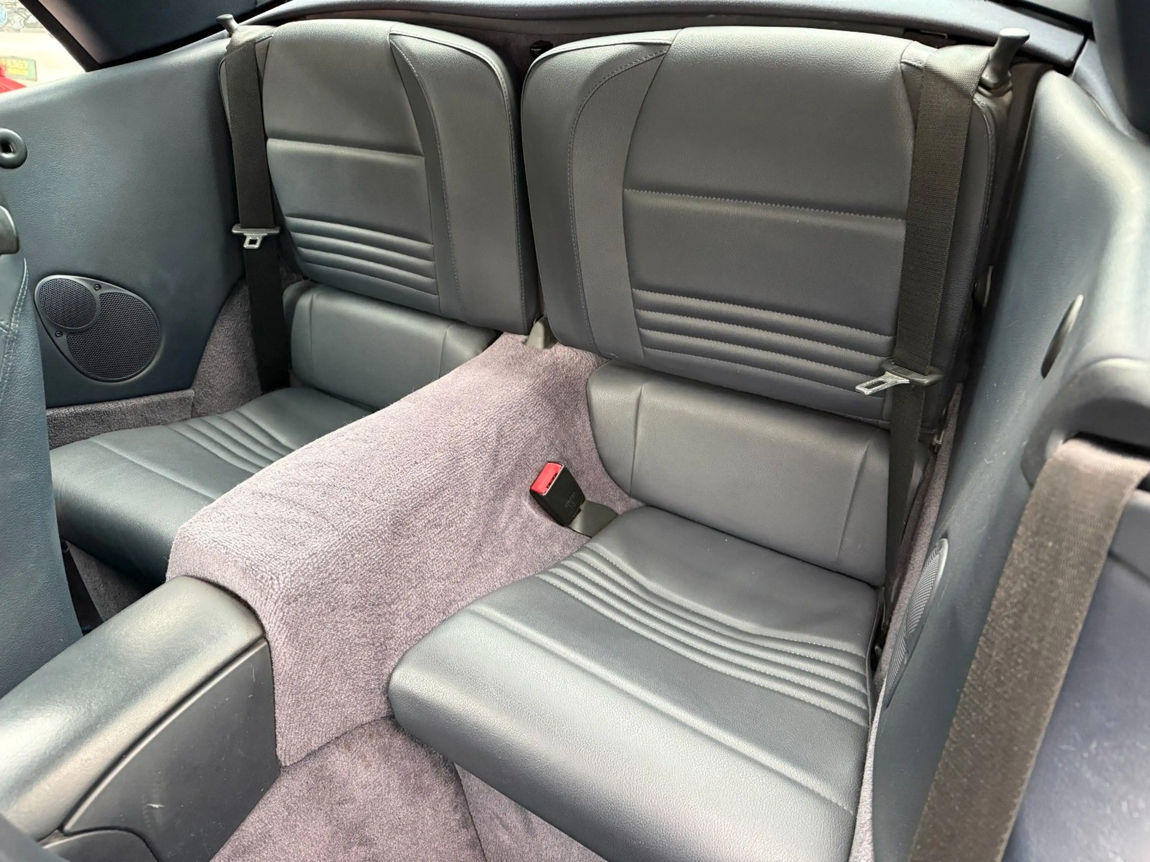 Porsche 996 Carrera Cabriolet — photo 11
