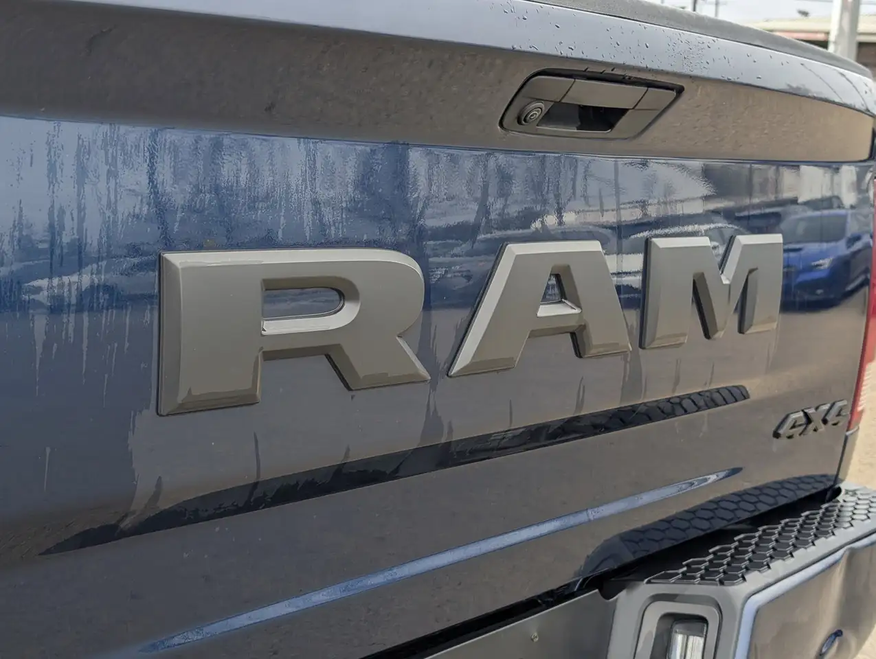 RAM 1500 снимка RAM 1500