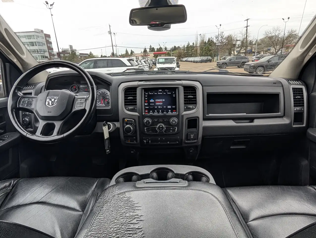 RAM 1500 снимка RAM 1500