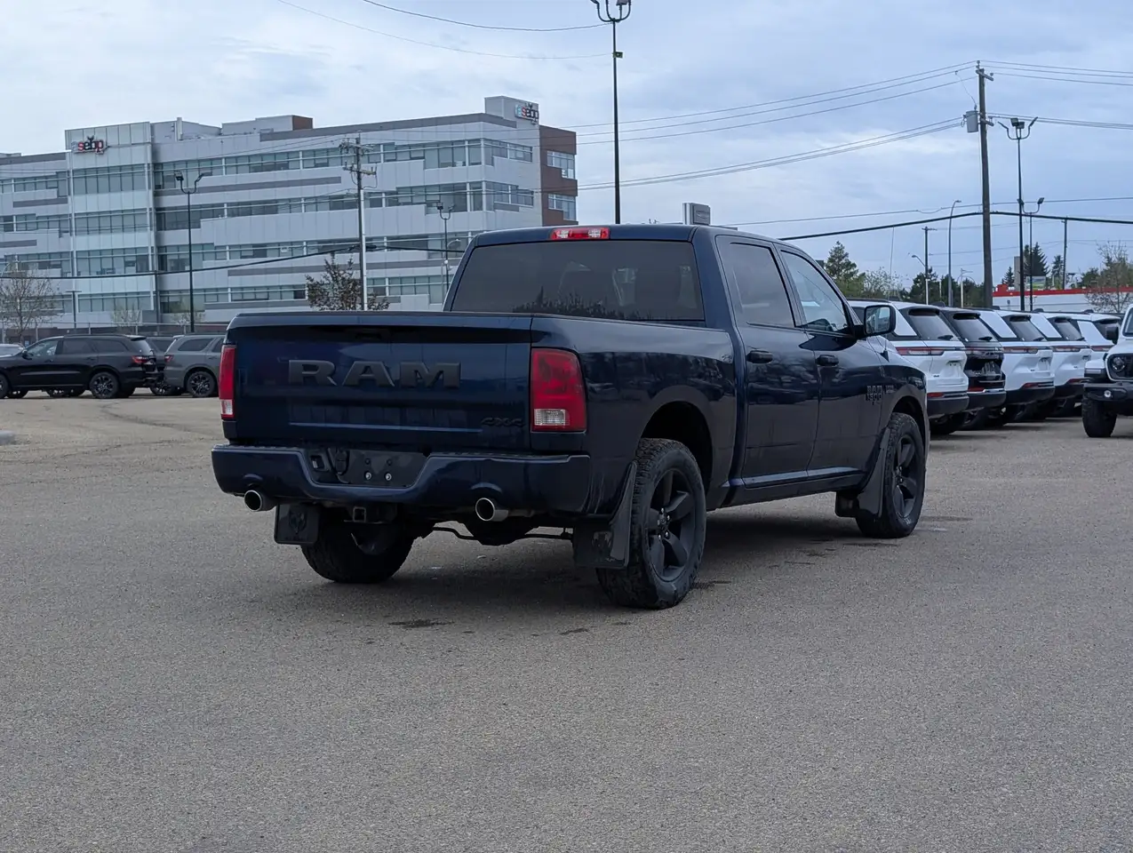 RAM 1500 снимка RAM 1500