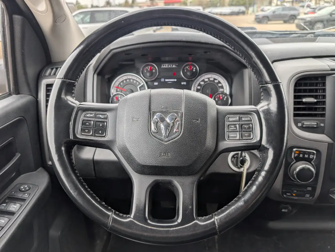 RAM 1500 снимка RAM 1500