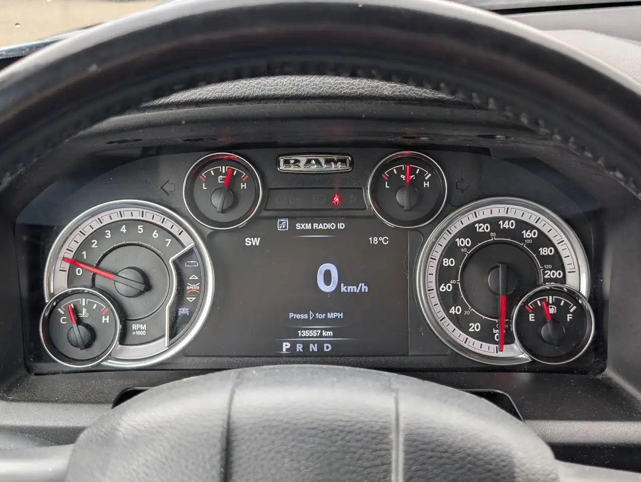 RAM 1500 снимка RAM 1500