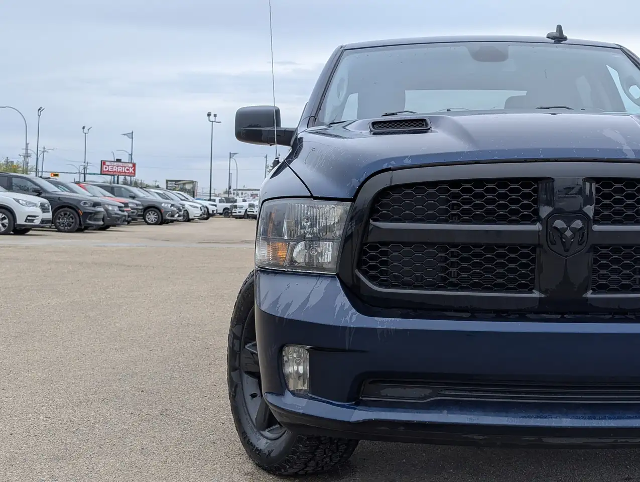 RAM 1500 снимка RAM 1500