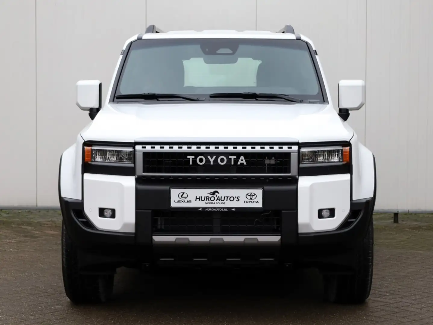 Toyota Land Cruiser 2.8 D-4D Blind Van Navigator | All-In Prijs Белый - 2