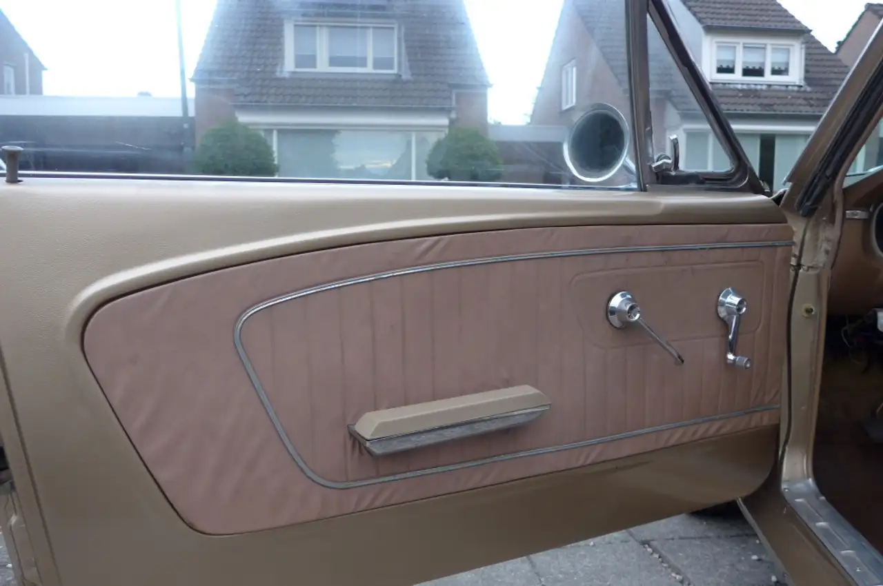 Ford Mustang 260 V8 handgeschakeld Unieke staat!, foto 7