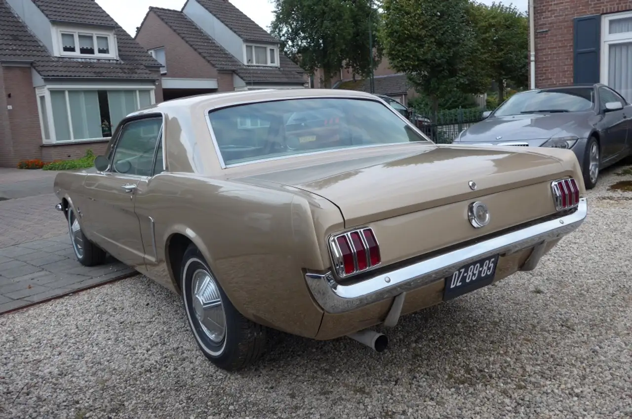 Ford Mustang 260 V8 handgeschakeld Unieke staat!, foto 4