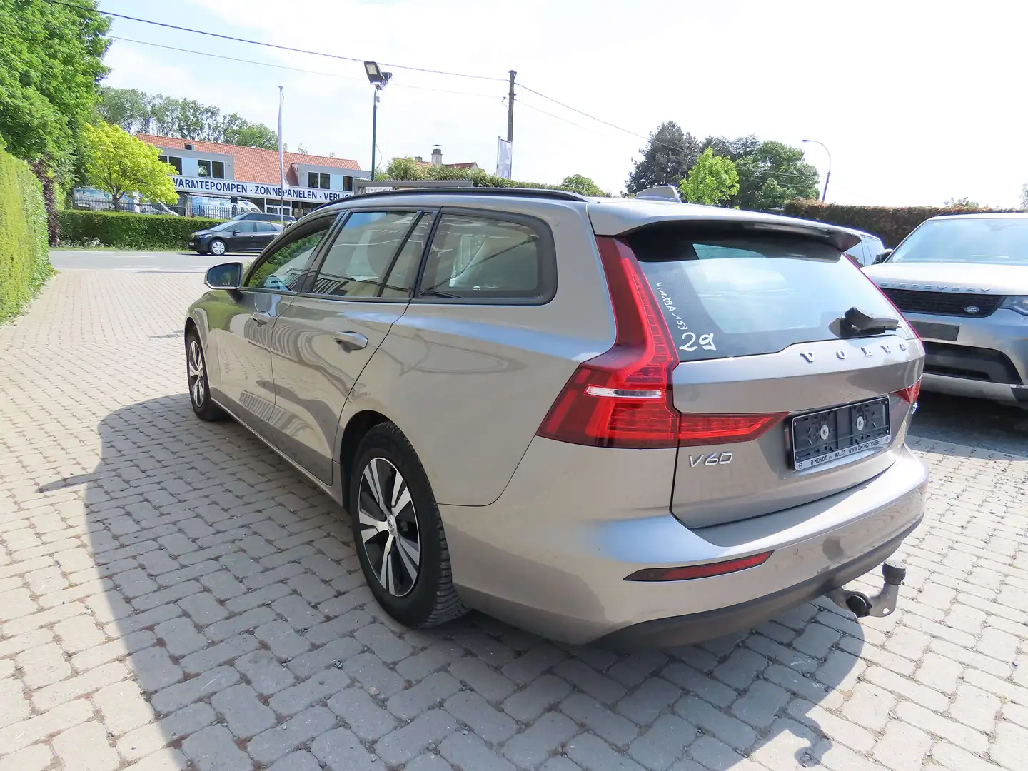 Volvo V60 2.0 D3 Momentum Pro Geartronic Beige - 2