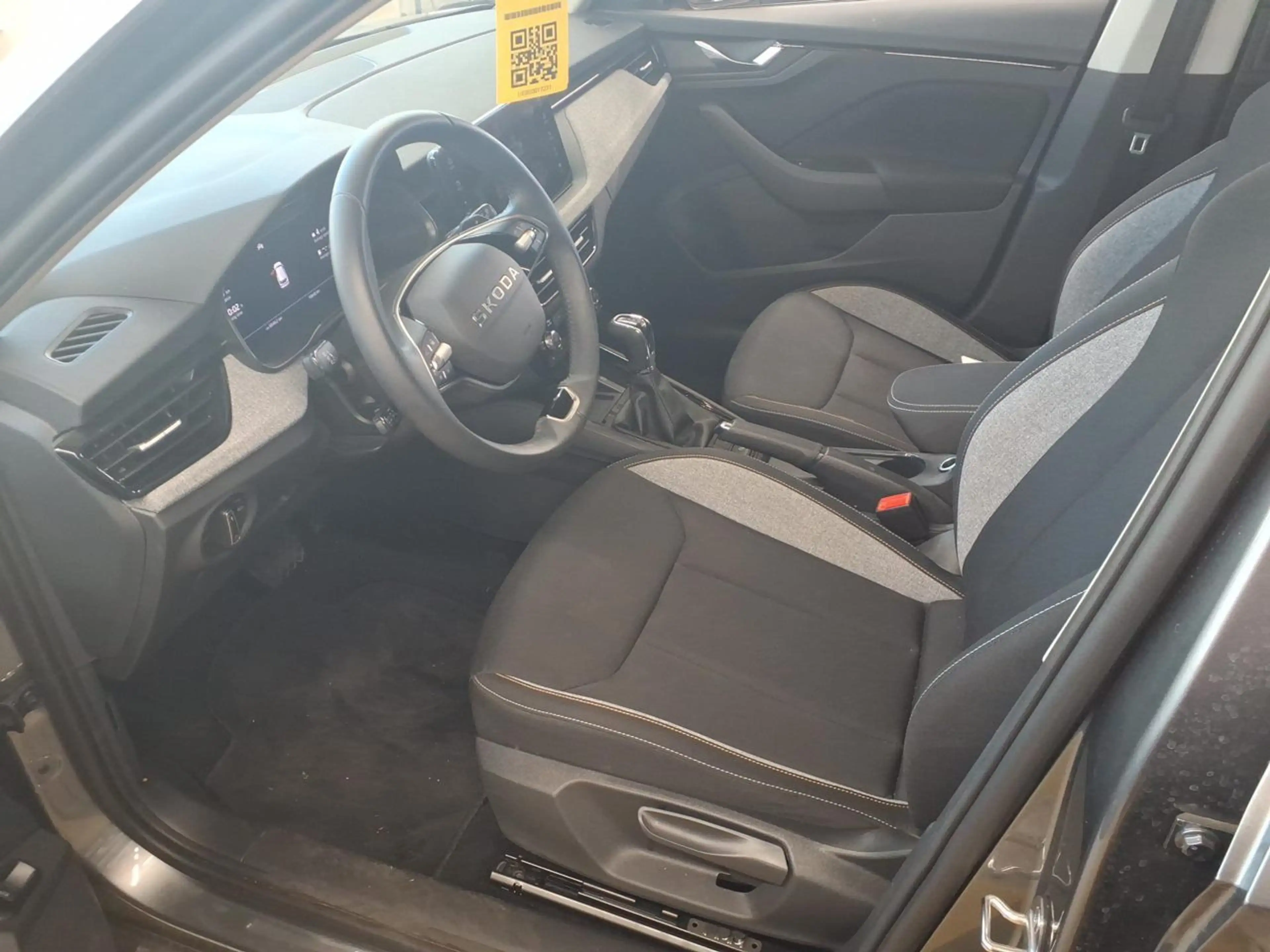 Skoda Kamiq 1.0 TSI DSG TOUR*MATRIX*AHK*KAMERA*SHZ*NAV — photo 3