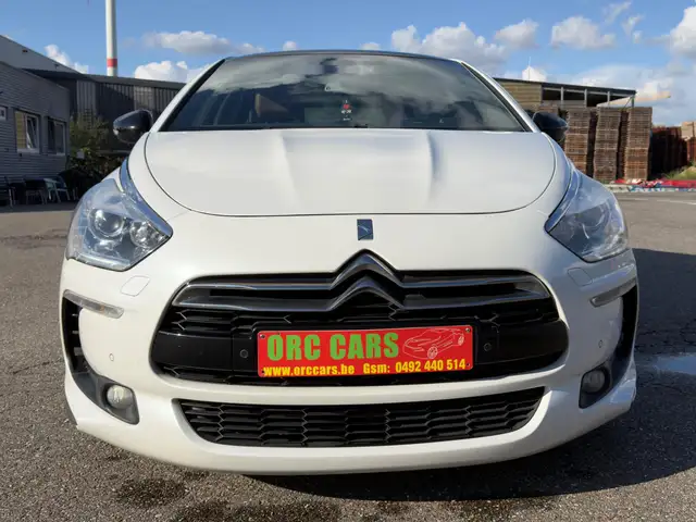 Citroen DS5 CITROËN DS5 2.0 HDI AUTOMAAT – 163 PK – FULL OPTION – PANORAMA – LEDER – CAMERA – 1 JAAR GARANTIE
