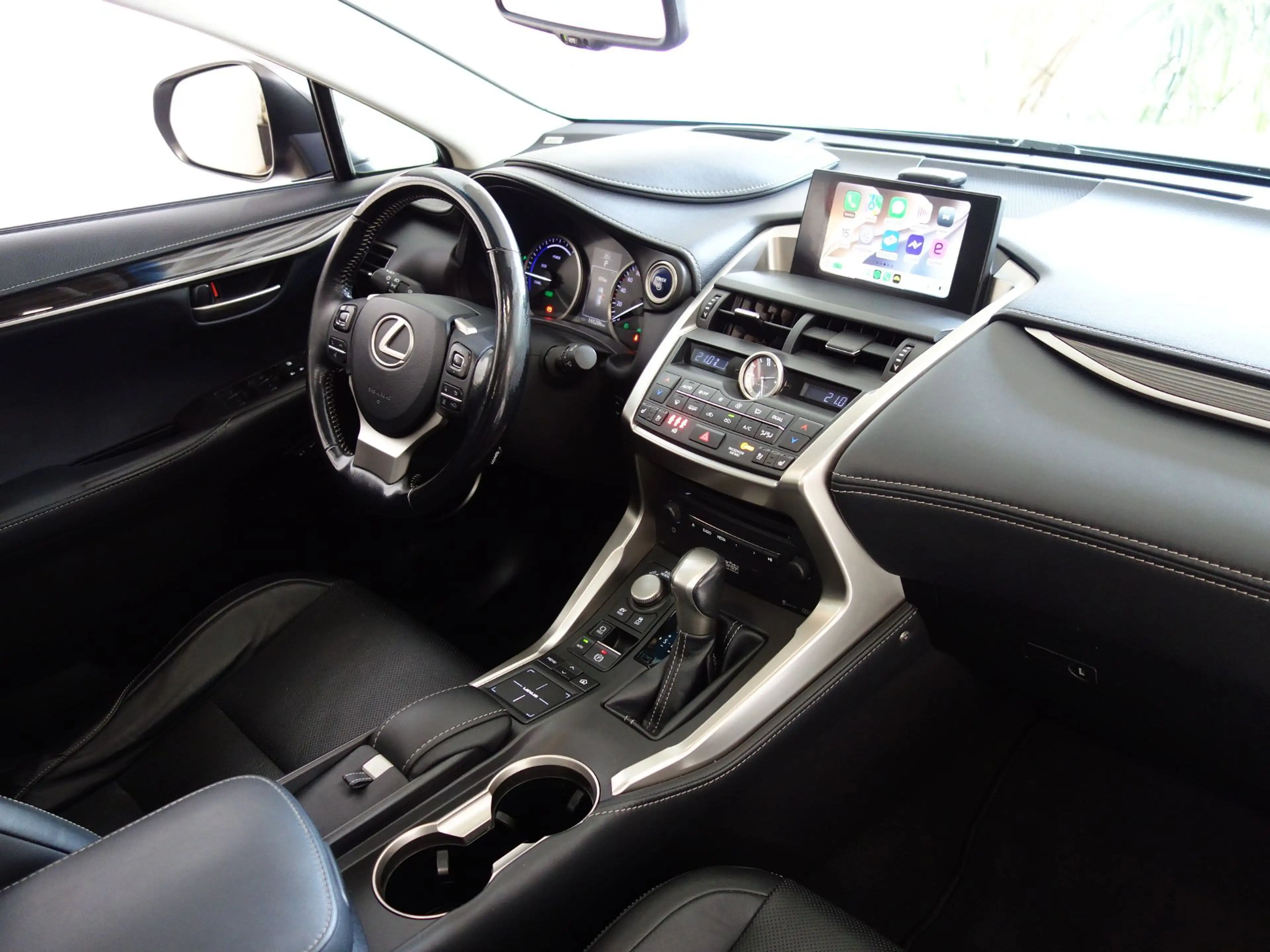 Lexus NX 300h AWD Hybrid Aut. Executive *VOLLAUSSTATTUNG *FOLIE — photo 15