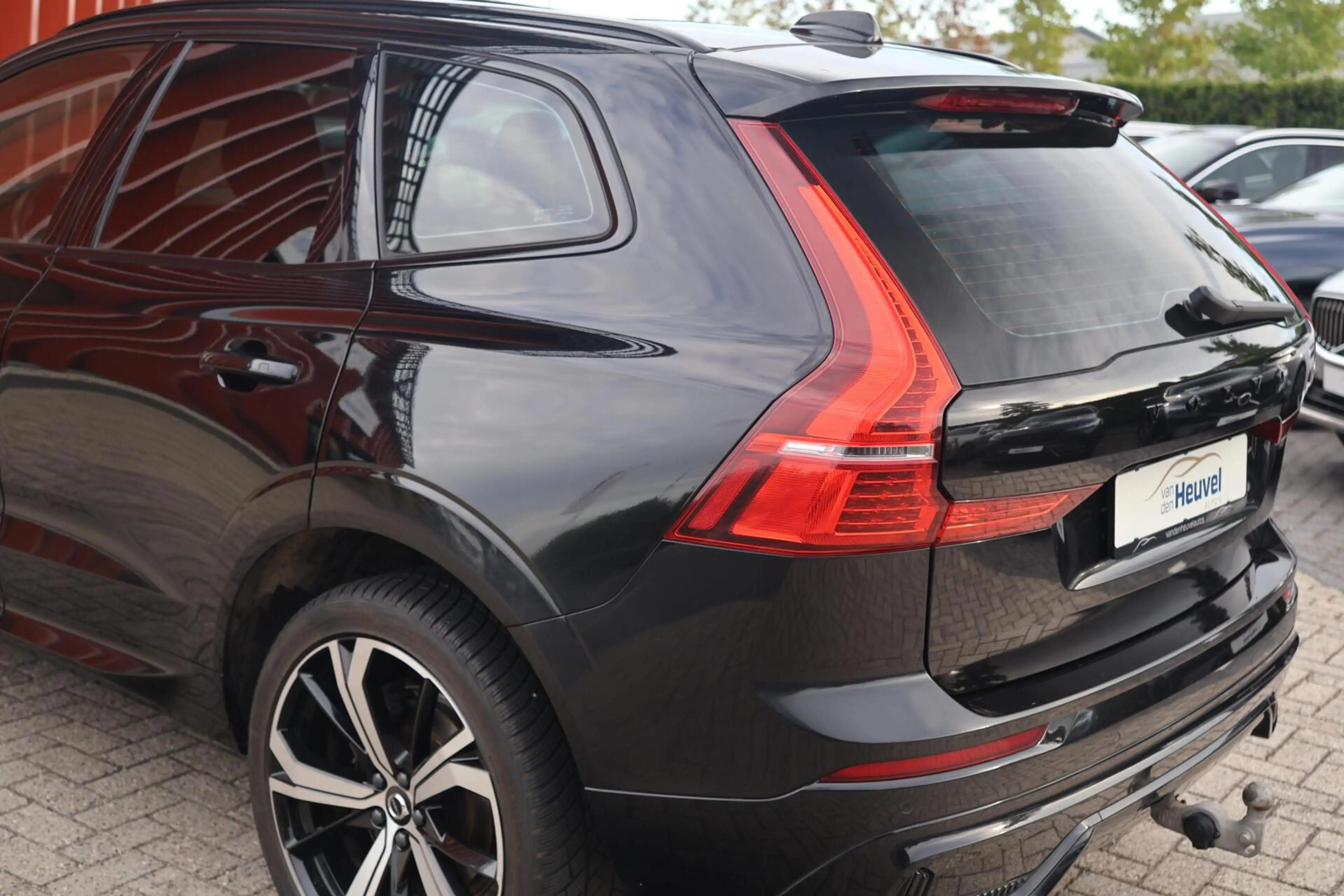 Volvo XC60 T6 Recharge AWD Plus Dark | Stoelverwarming | Trek — photo 12