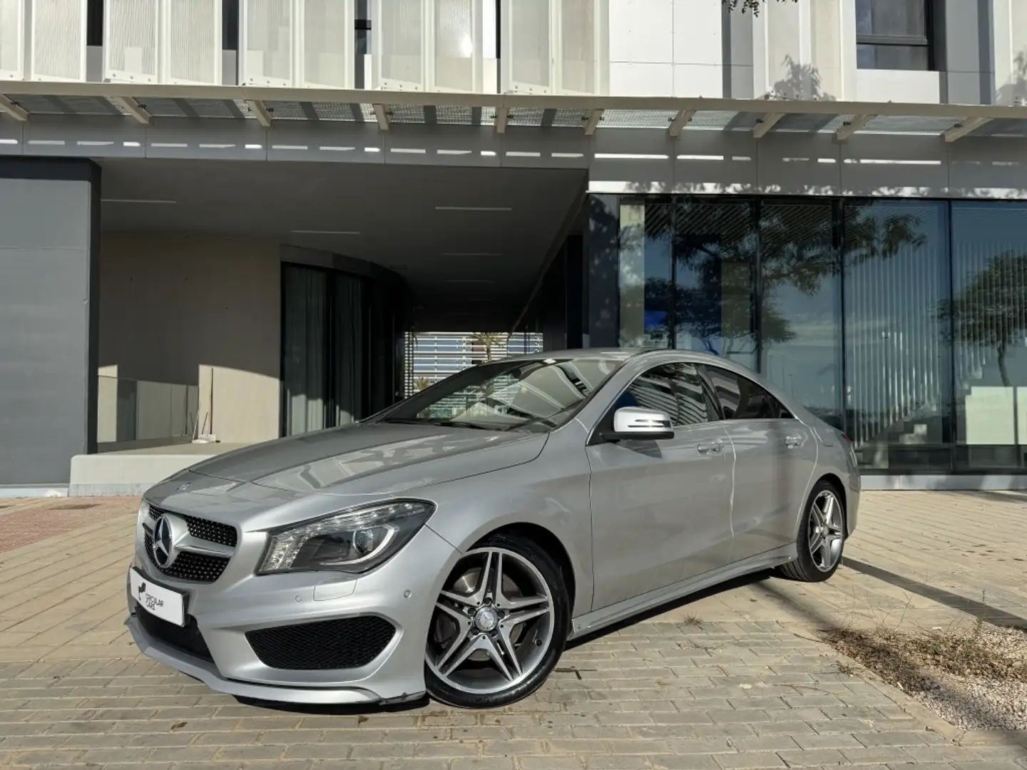 Mercedes-Benz CLA 220 220CDI AMG Line 7G-DCT Gris - 1