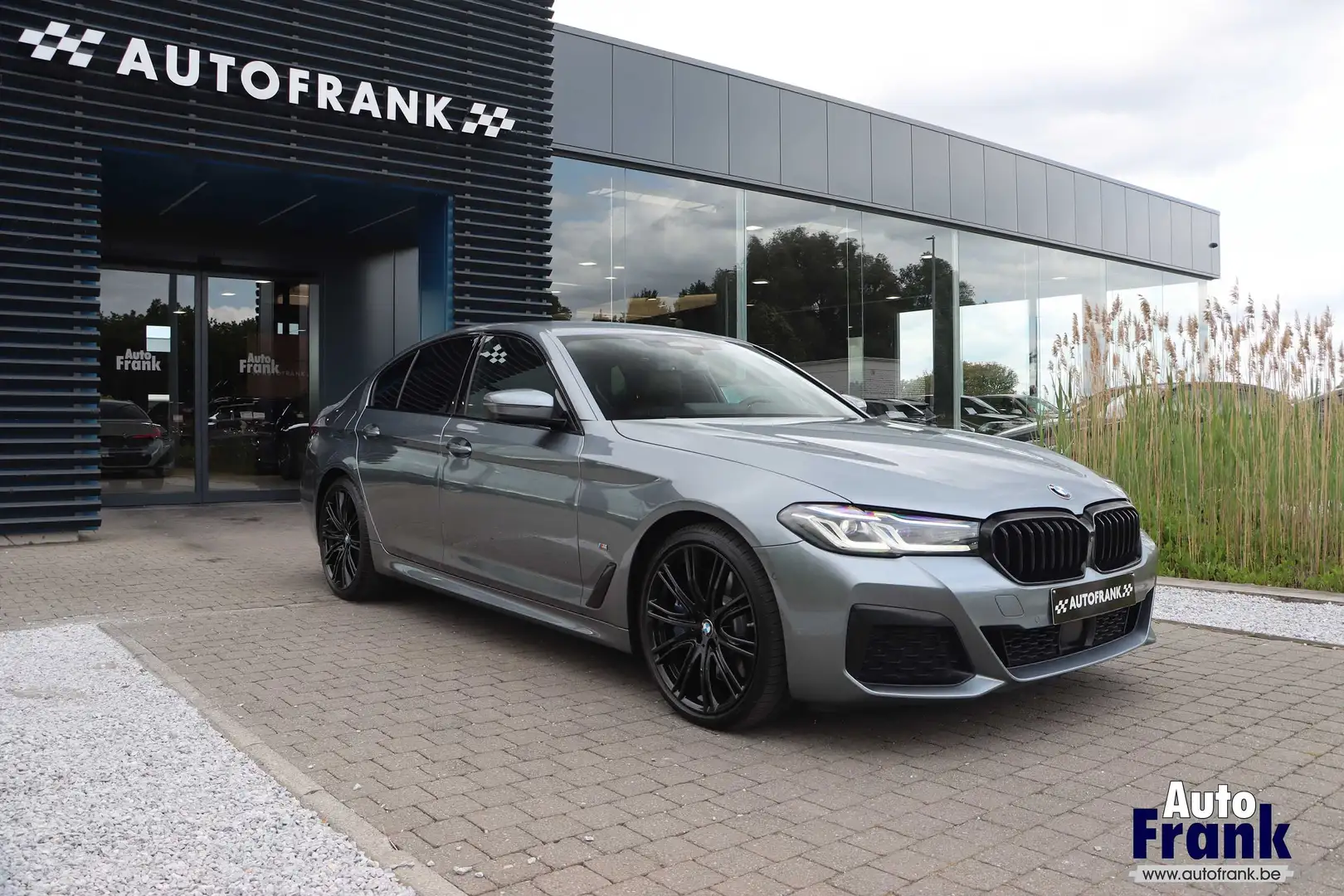 BMW 545 E / 4X4 / M-SPORT / TREKHK / 360CAM / HUD / MASSAG Bleu - 1