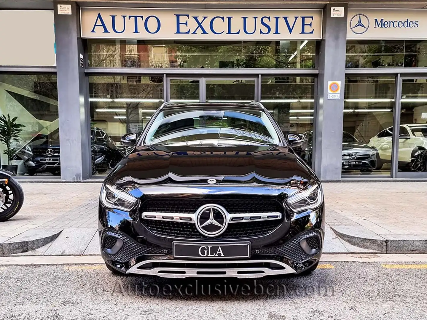 Mercedes-Benz GLA 250 250e Negro - 1