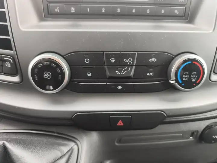 Ford Transit 2024, foto 19
