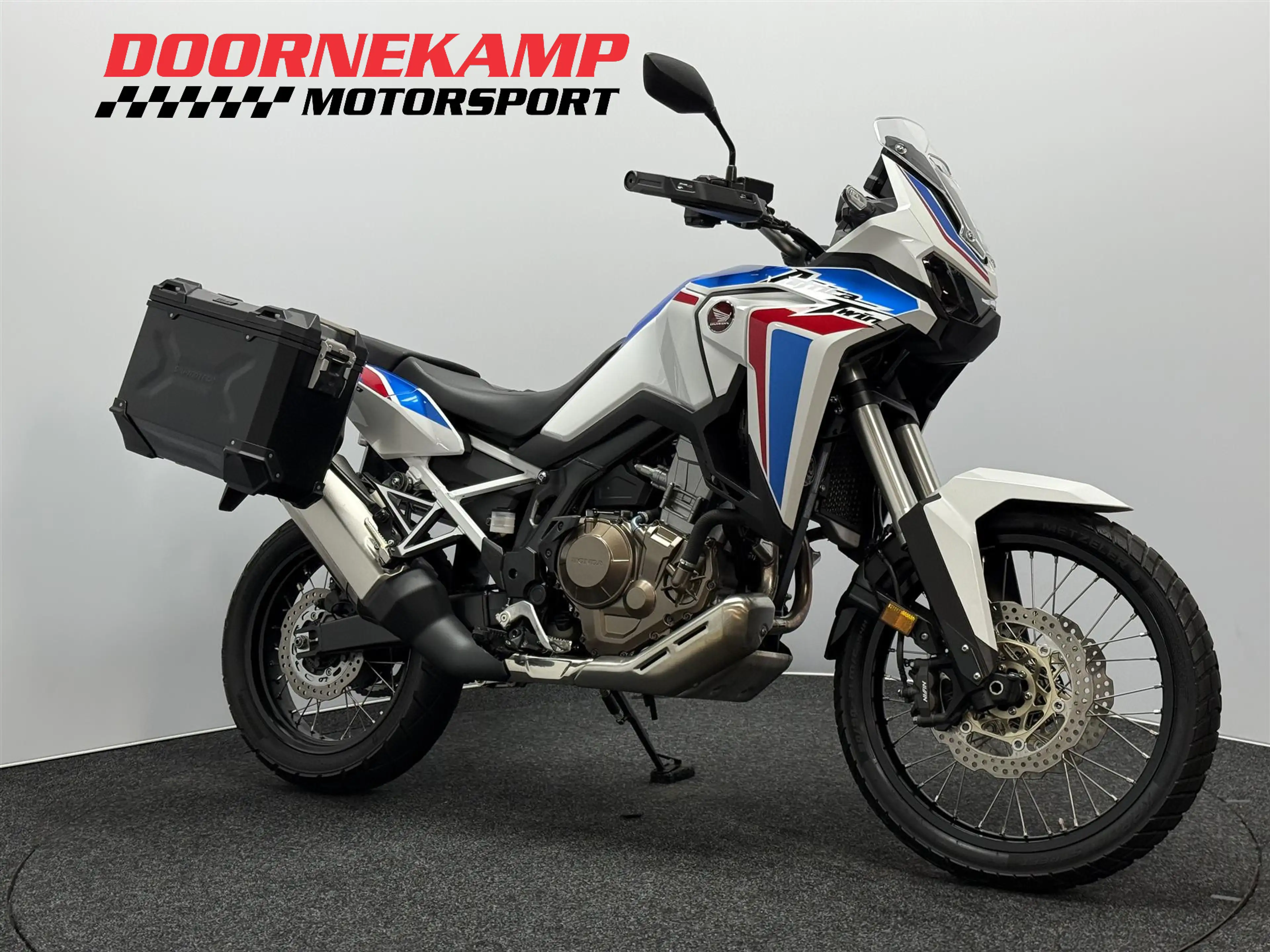 Honda CRF 1100 AFRICA TWIN — photo 2
