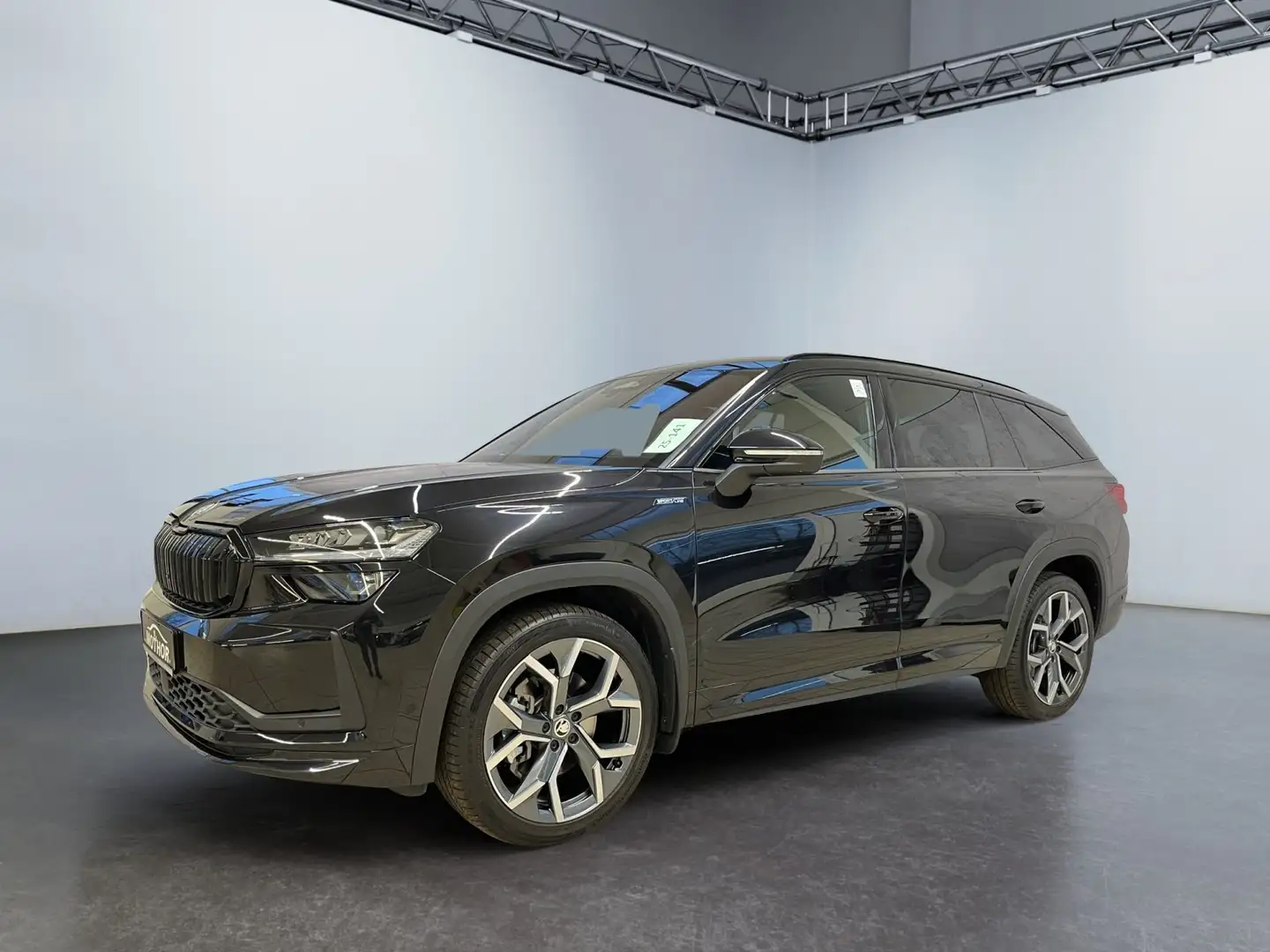 Skoda Kodiaq Sportline 2.0 TDI DSG 4x4 Standheizung Schwarz - 2