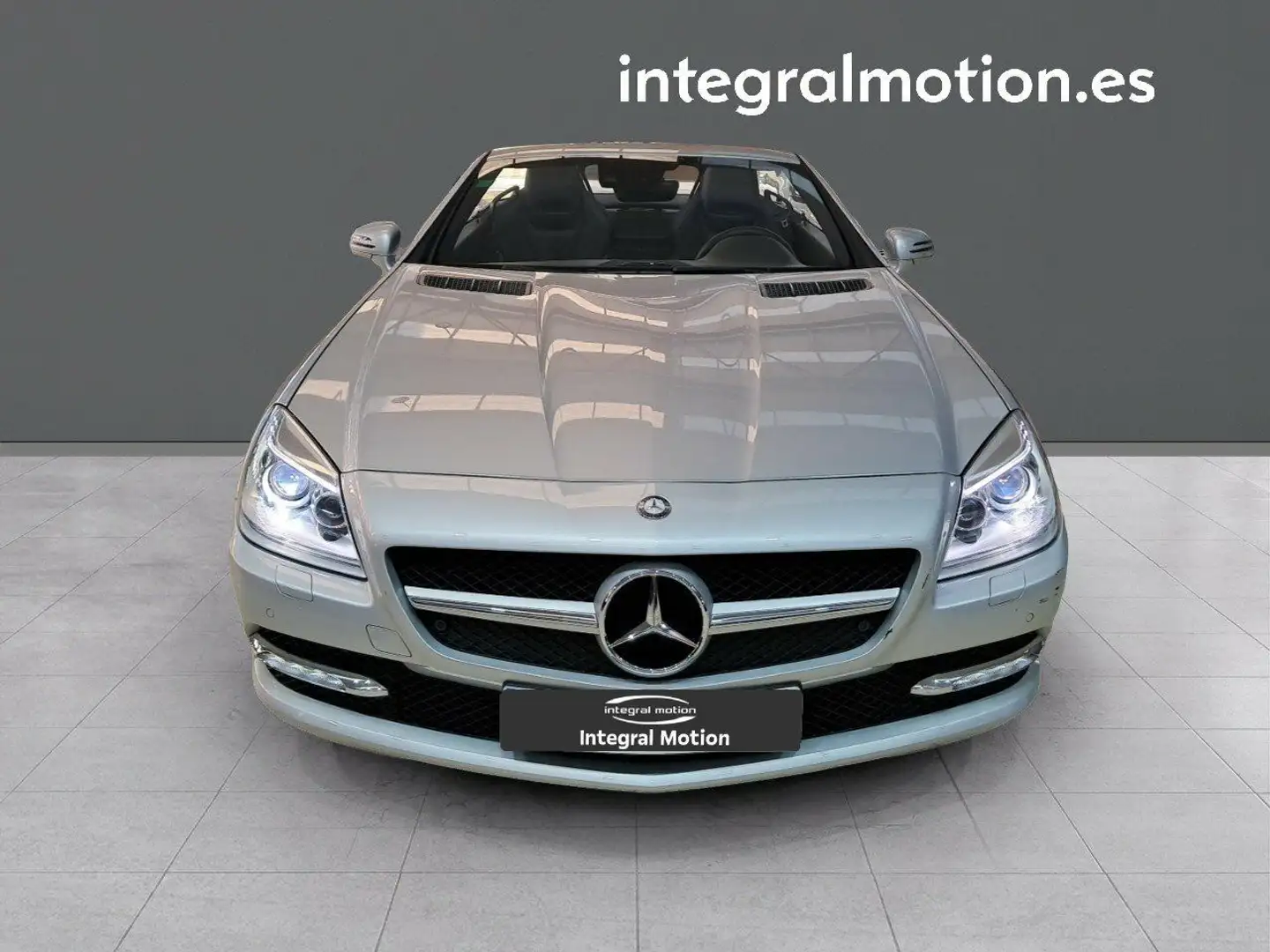 Mercedes-Benz SLK 250 d Aut. Šedá - 2