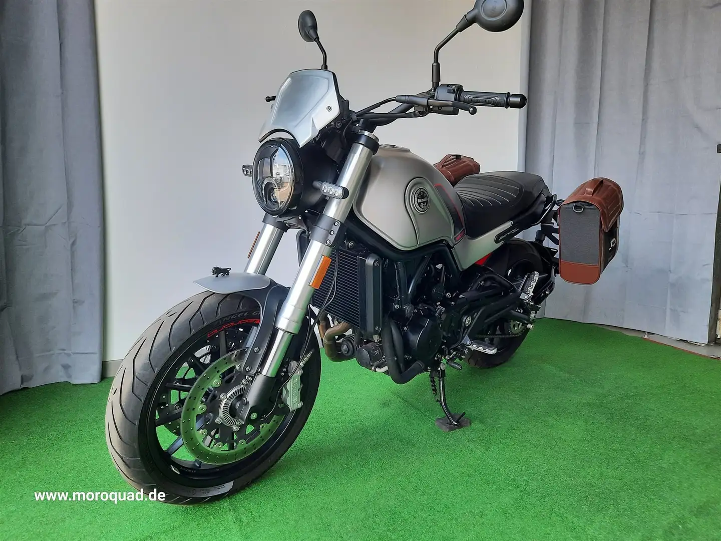 Benelli Leoncino Vorführfahrzeug Grau - 1