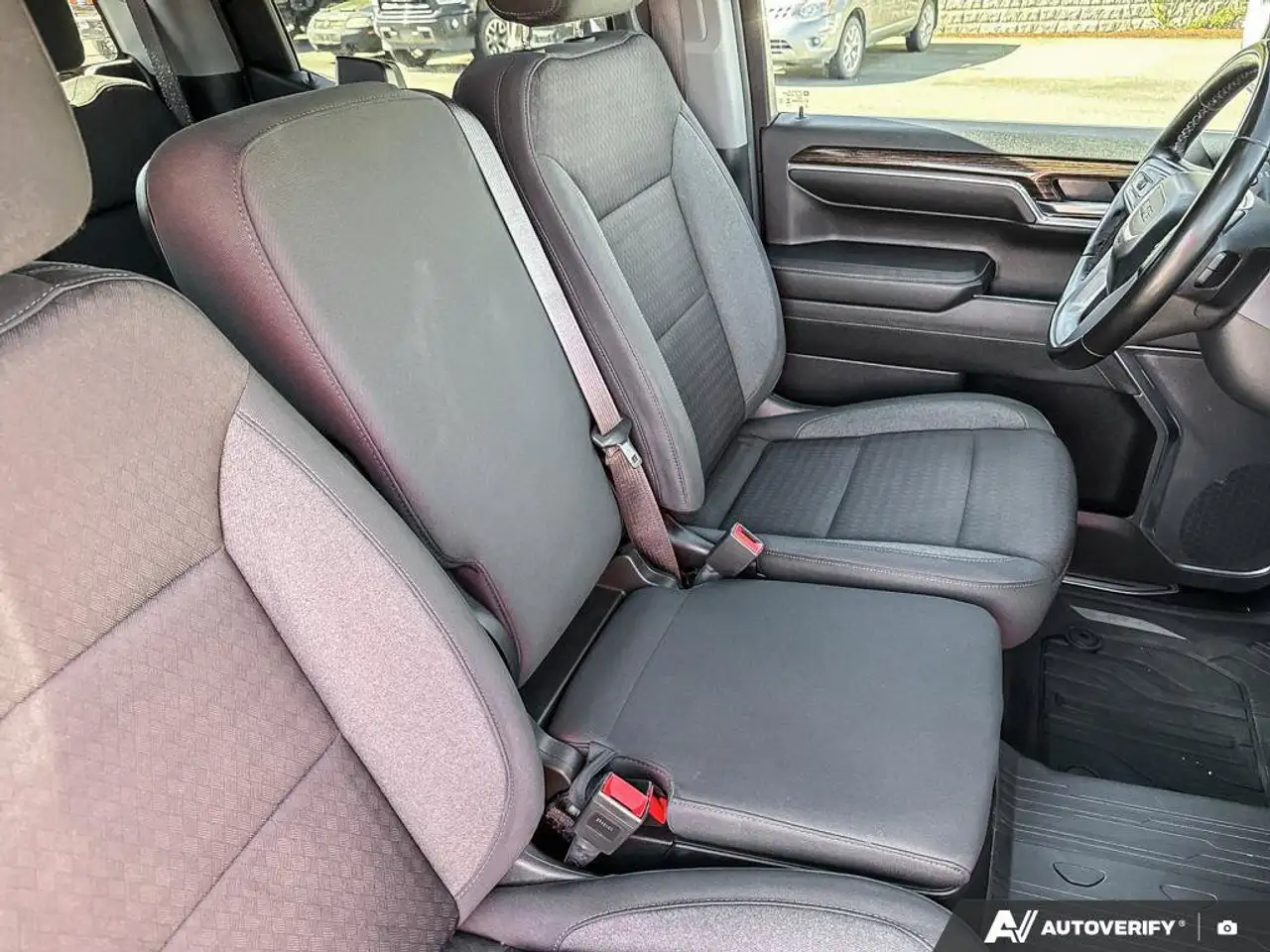 GMC Sierra 1500 photo GMC Sierra 1500