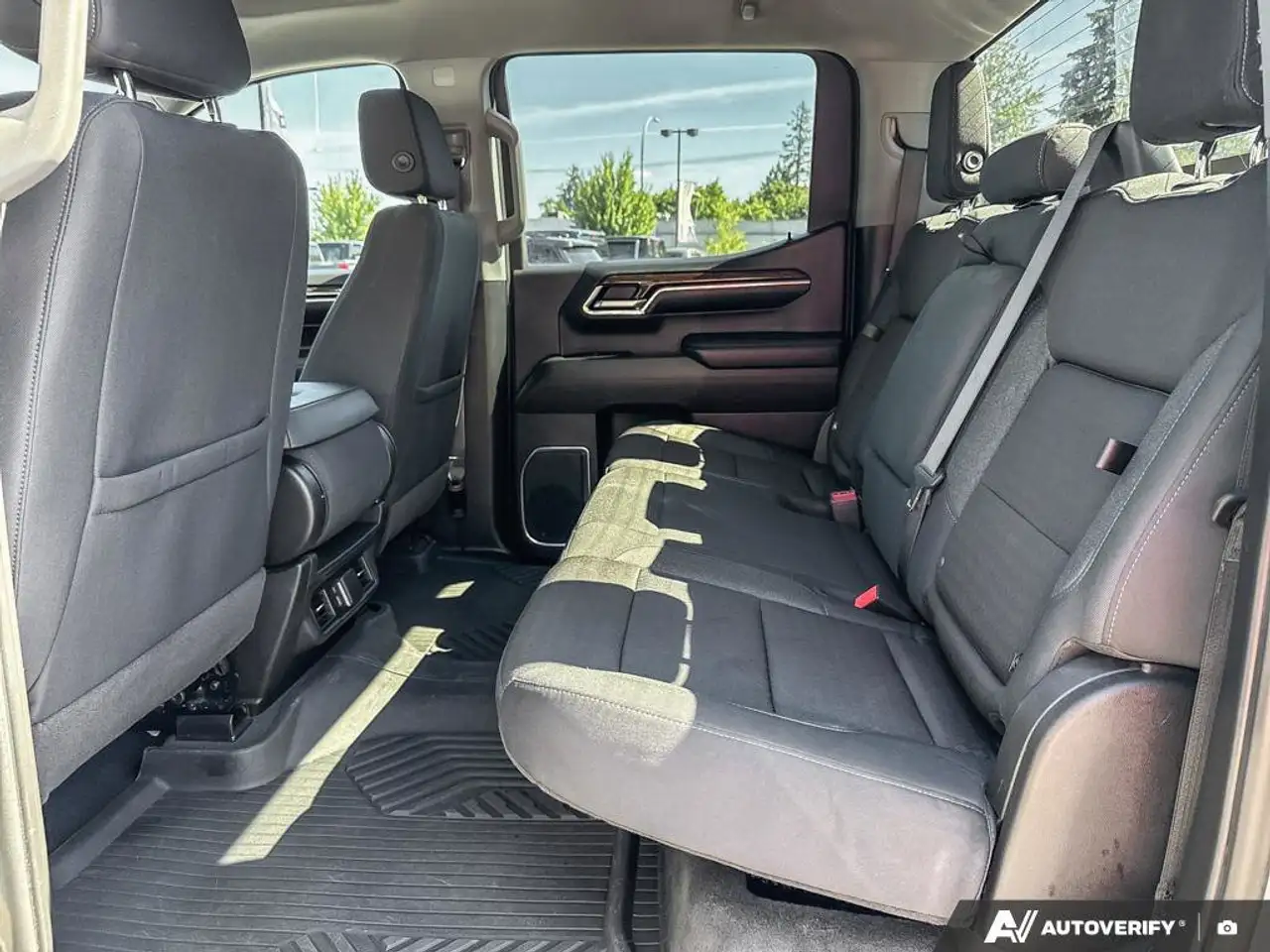 GMC Sierra 1500 photo GMC Sierra 1500