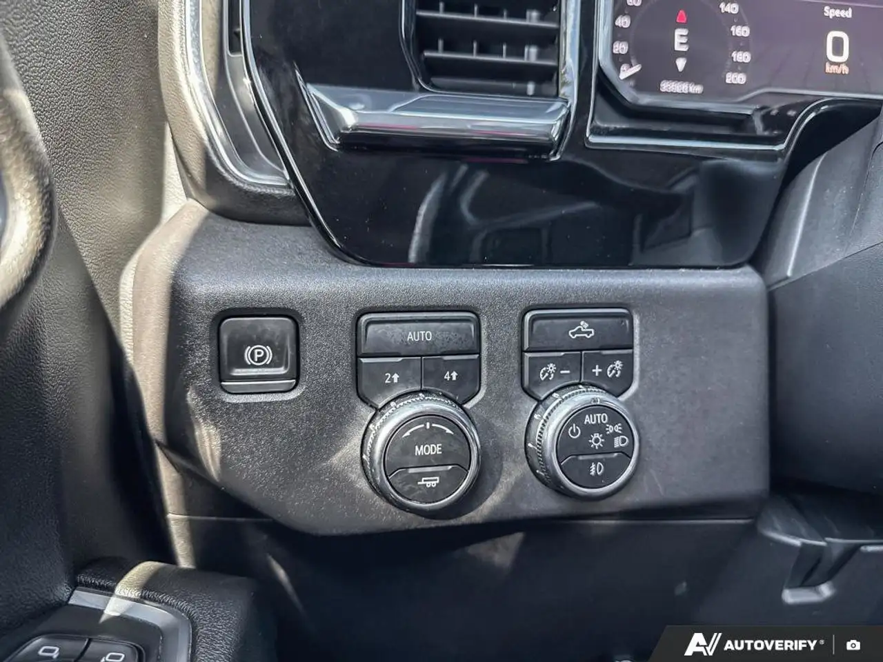 GMC Sierra 1500 photo GMC Sierra 1500