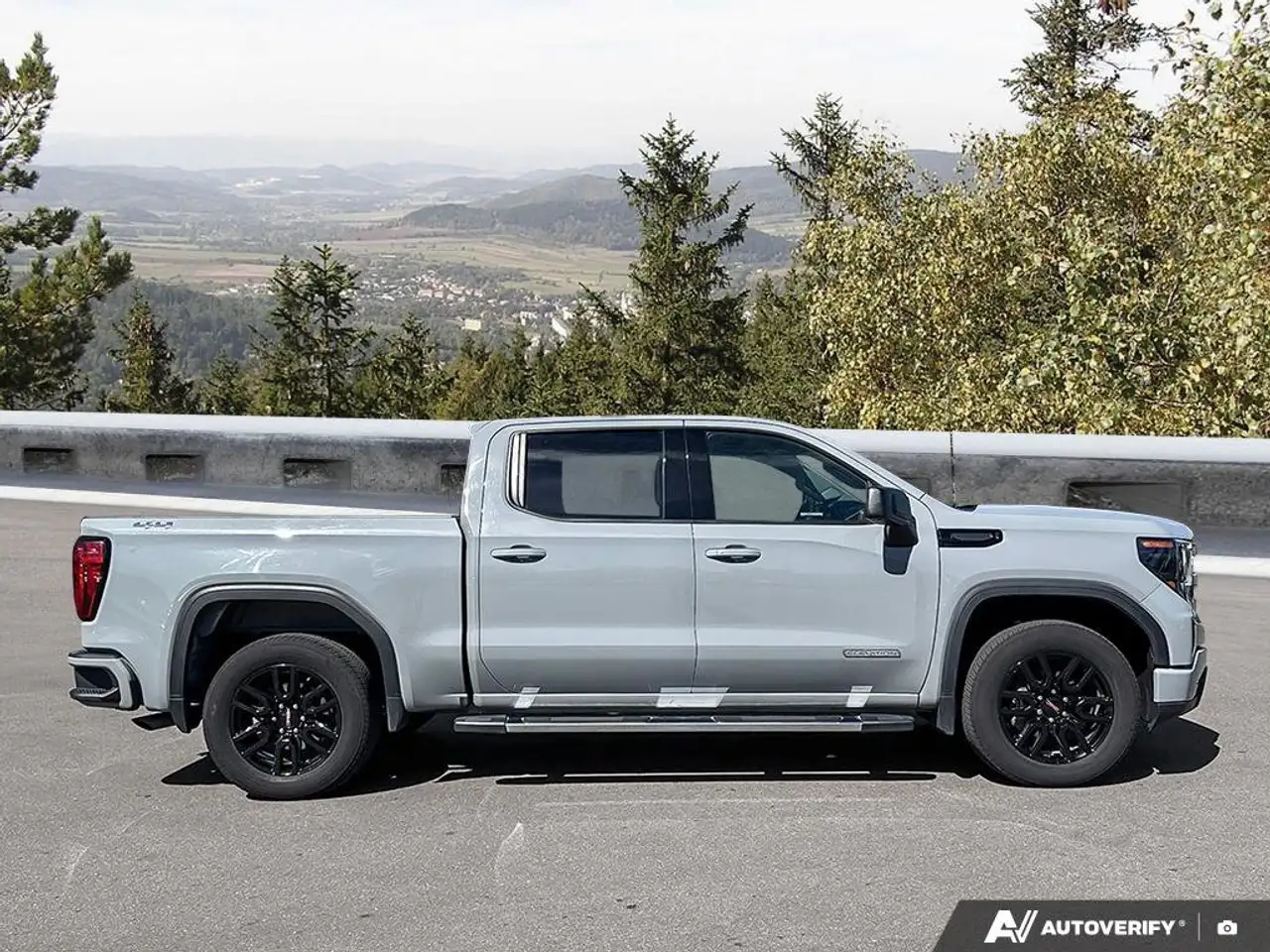 GMC Sierra 1500 photo GMC Sierra 1500