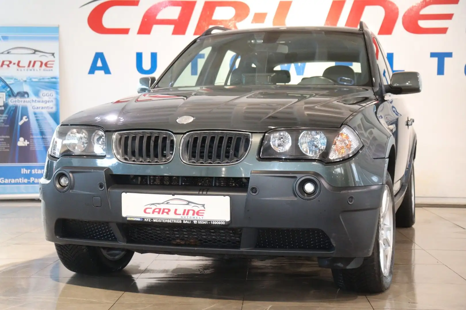 BMW X3 3.0d *Automatik*Navi*Panorama*PDC*AHK 2,0t* Vert - 1
