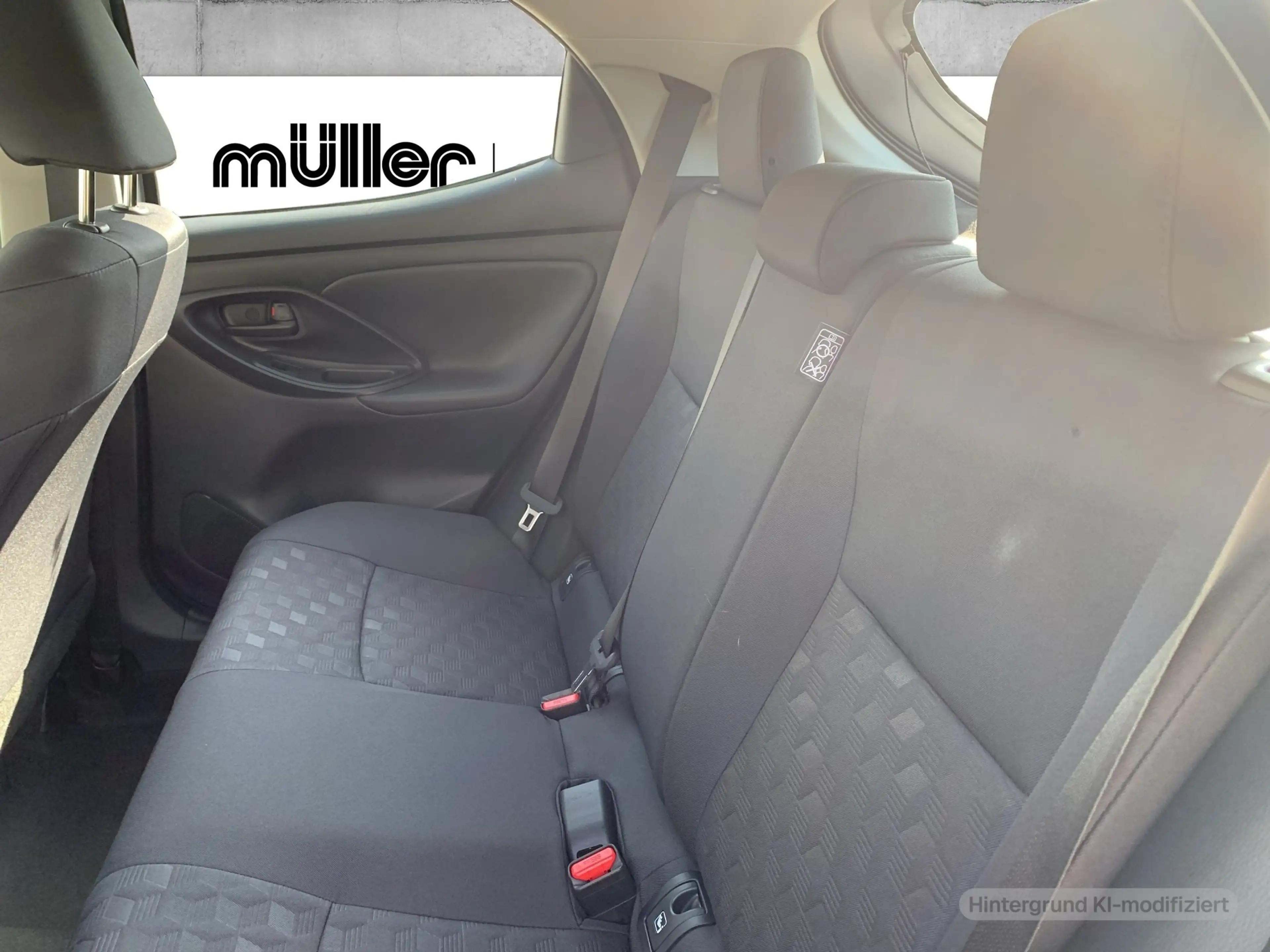 Mazda 2 Hybrid VVT-i 116 PS e-CVT FWD CENTRE Mazda2 Hybrid — photo 13