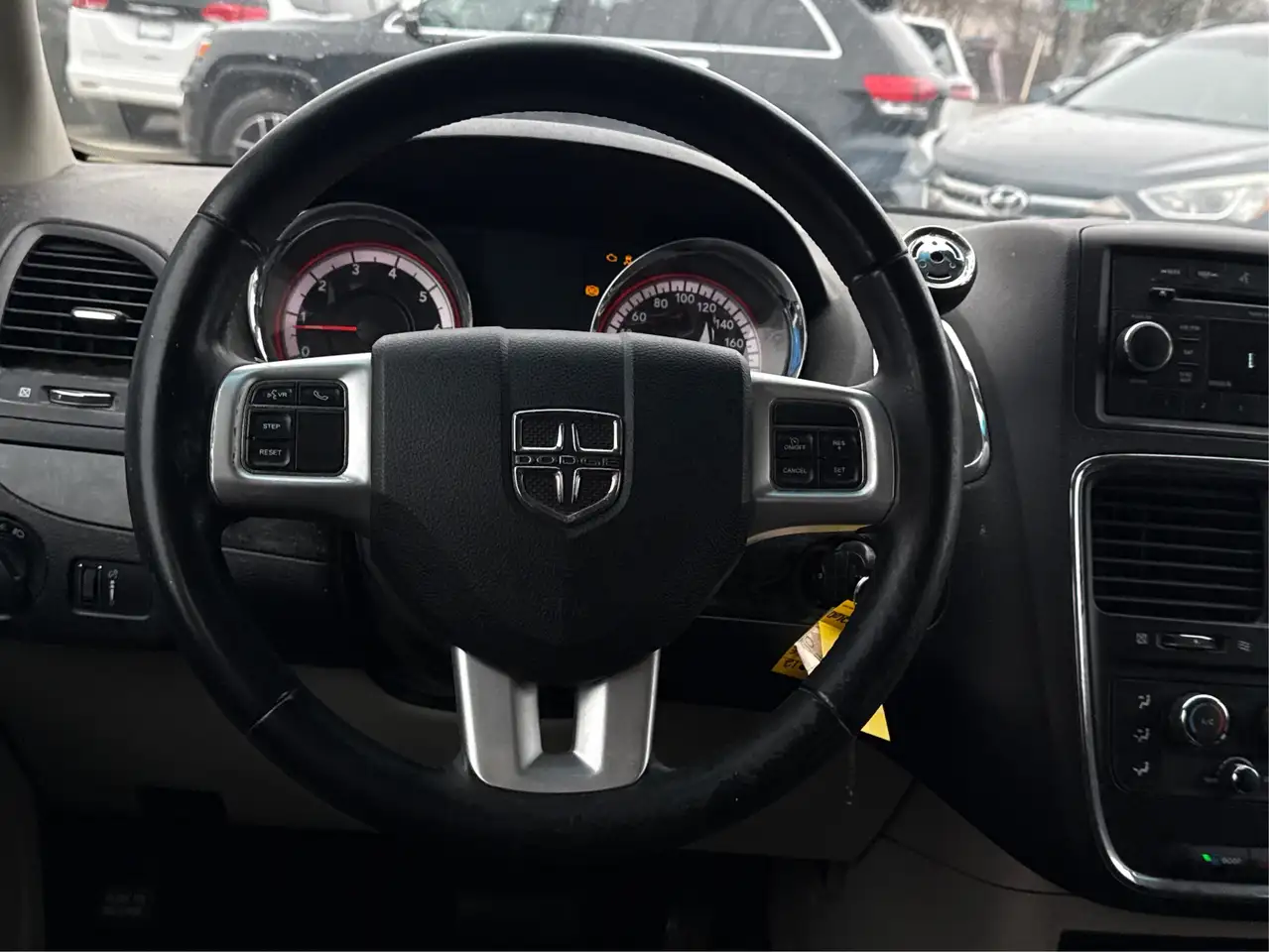 Dodge Grand Caravan снимка Dodge Grand Caravan
