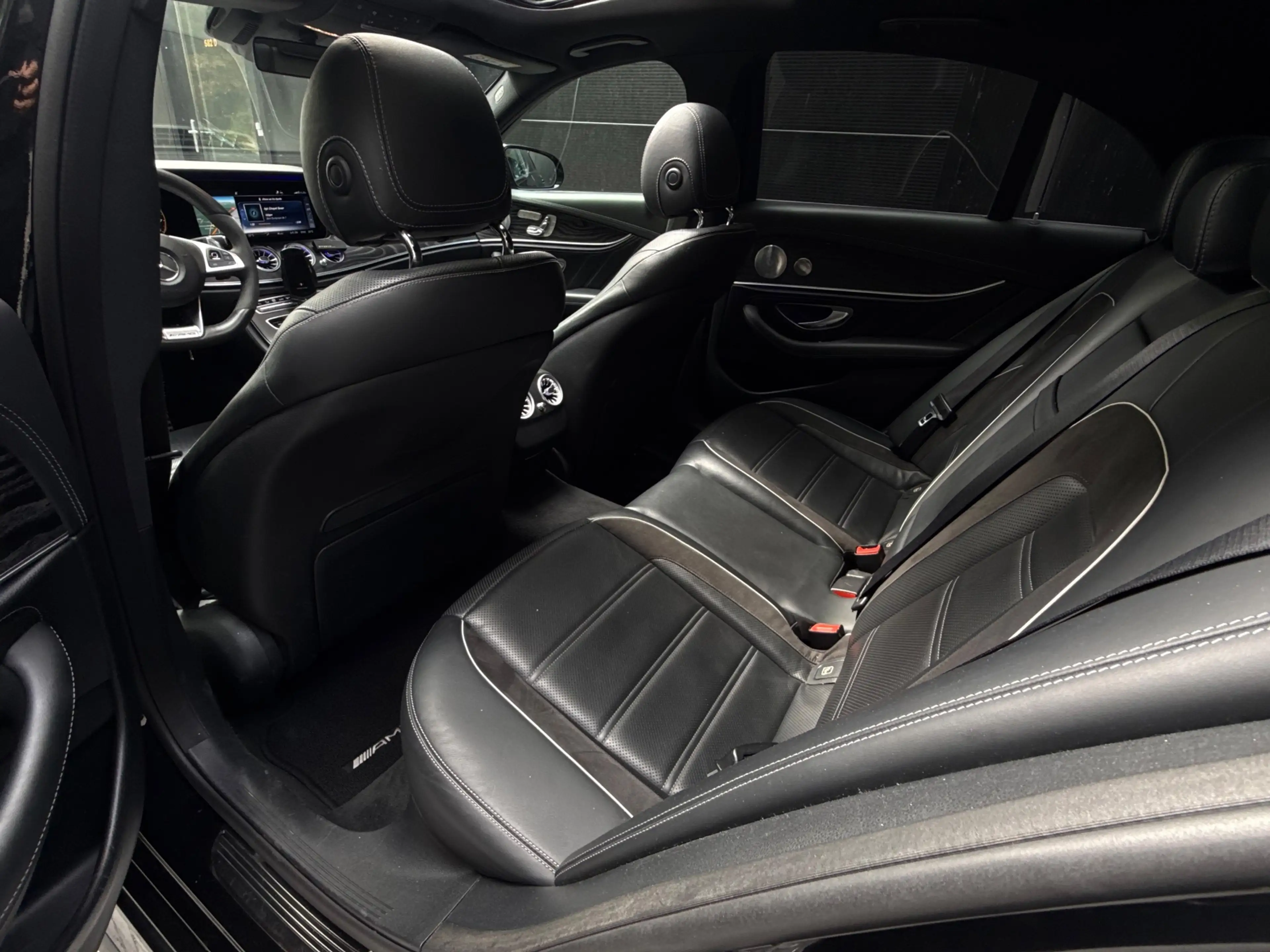 Mercedes-Benz E 63 AMG S 4MATIC Premium Plus PANO/360*/CAMERA/NON-OPF/VEE — photo 13