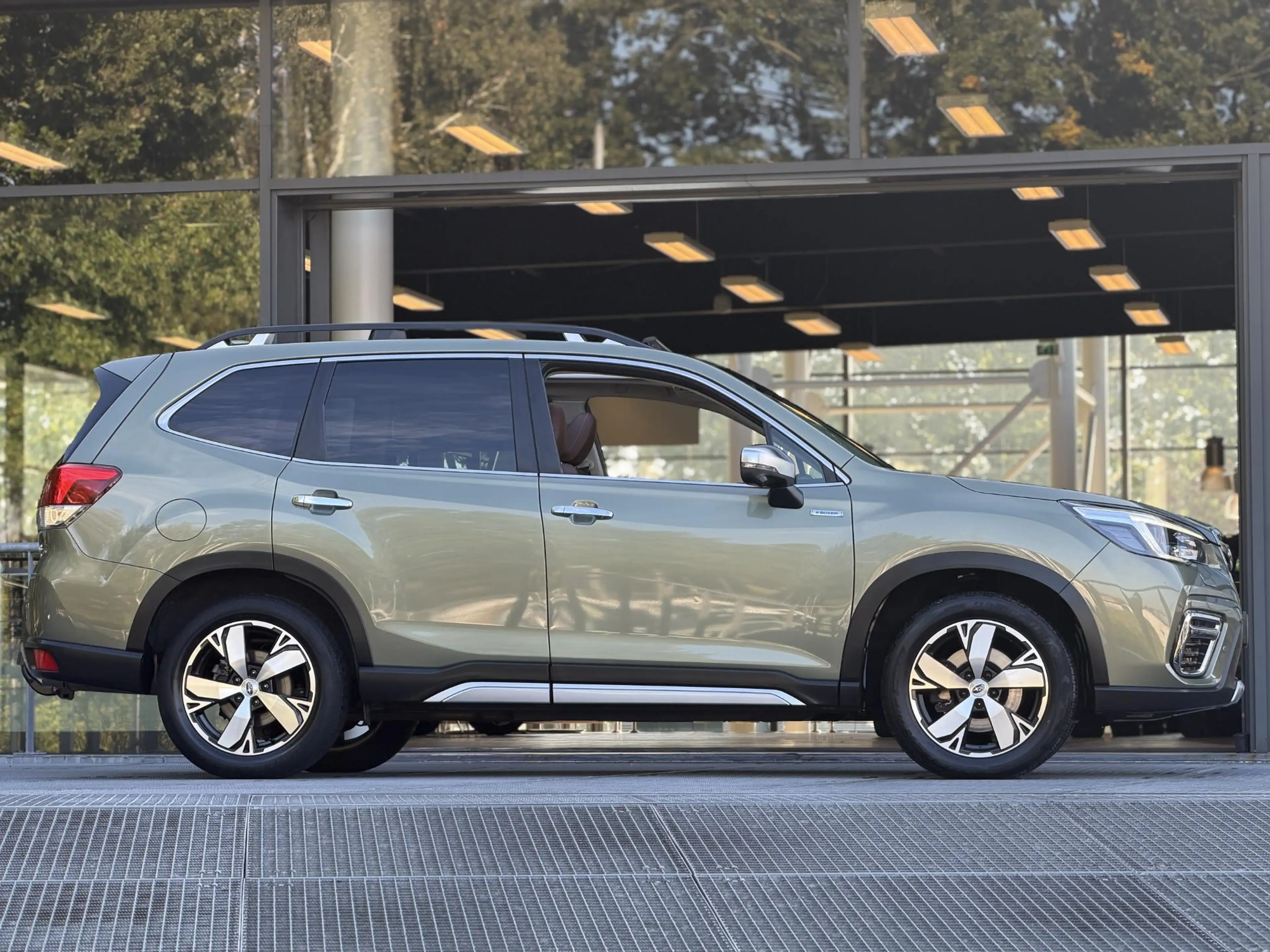 Subaru Forester 2.0i e-BOXER Premium Automaat 150PK | Leder | Memo — photo 21