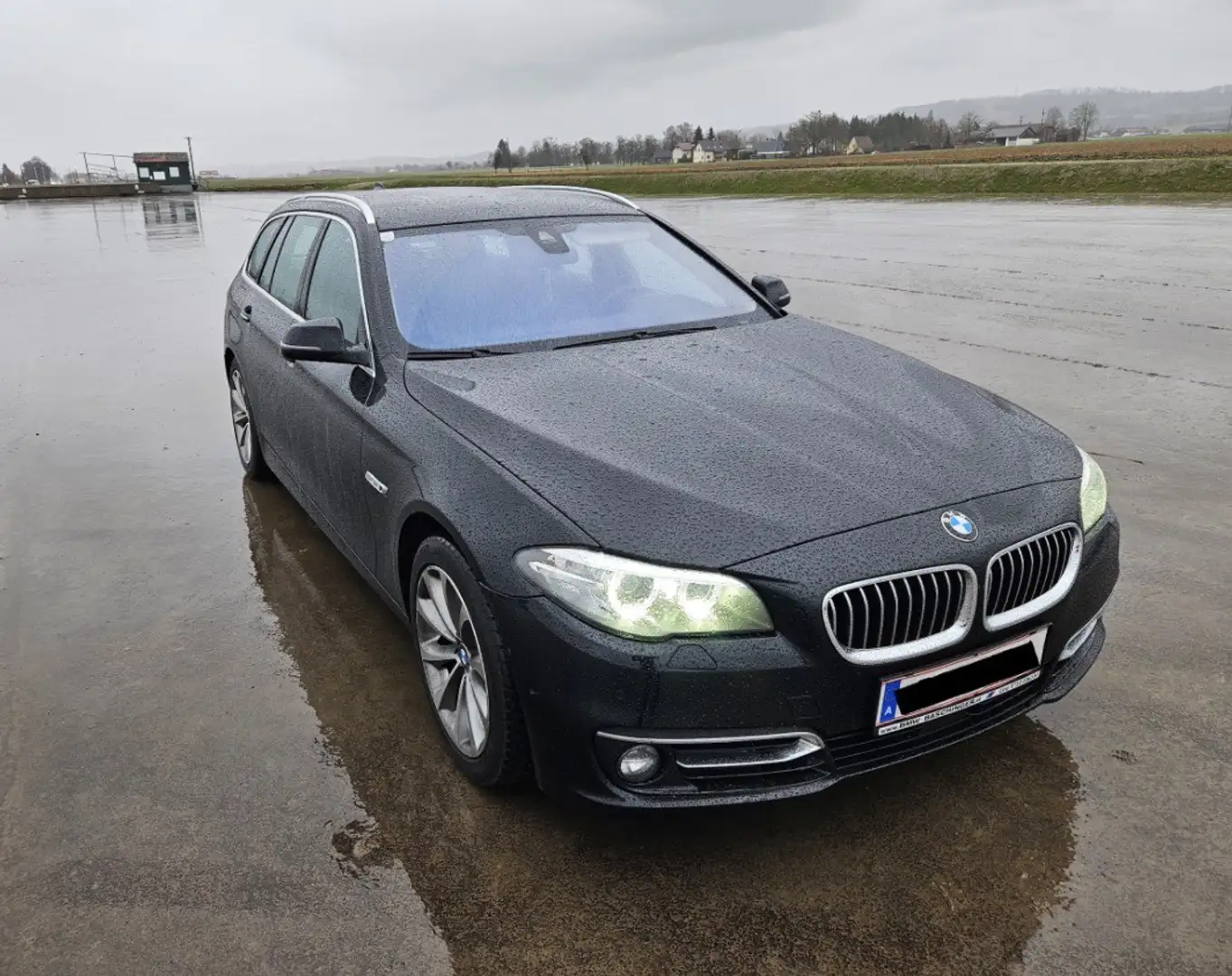 BMW 530 530d xDrive Österreich-Paket Touring Aut. - 1
