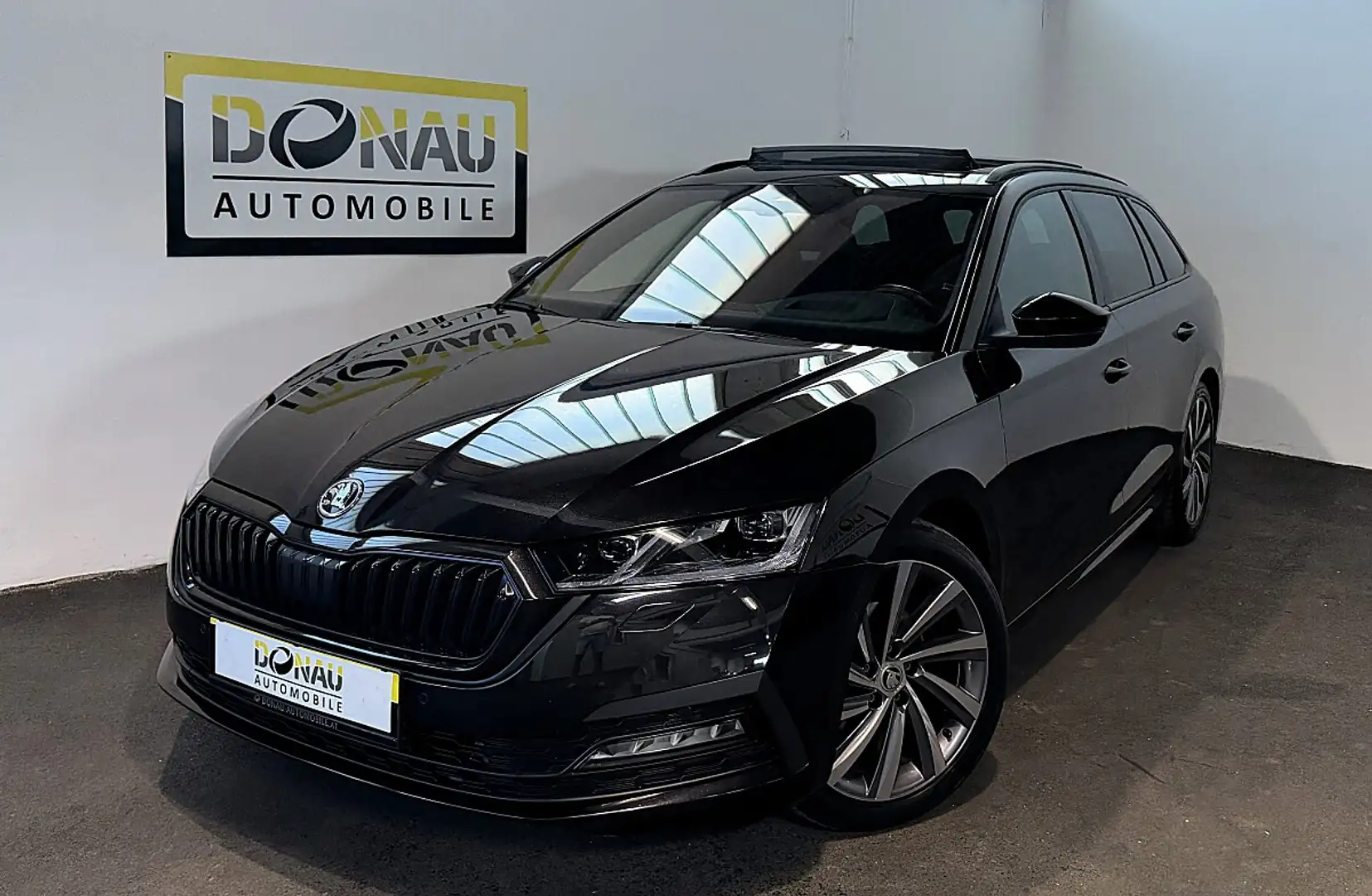 Skoda Octavia 2.0 TDI DPF Style * Sportpaket * ACC * AHK * Pa... Schwarz - 1