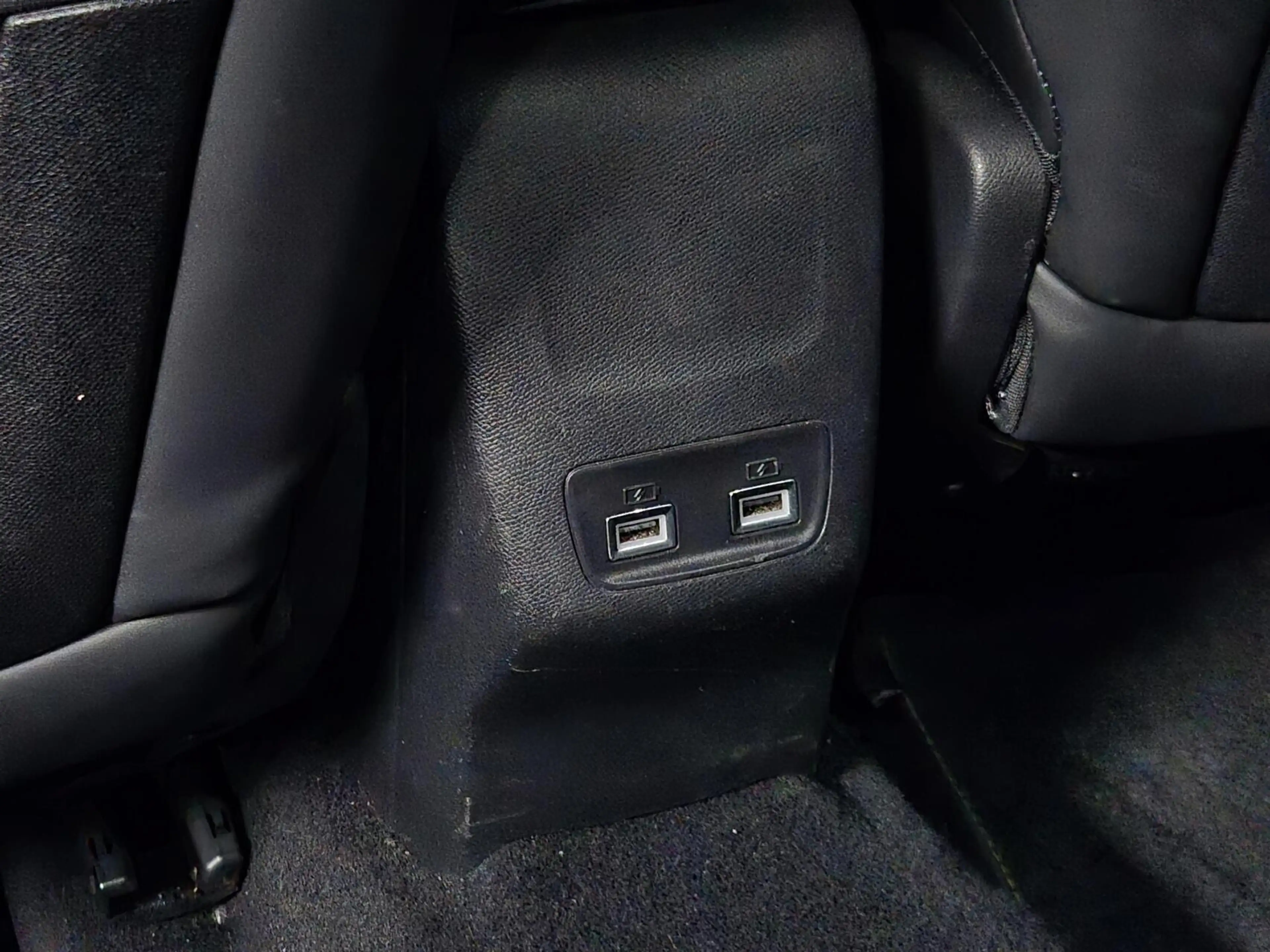 Peugeot e-2008 EV GT Pack 50 kWh |CAM.|CRUISE|APP|SFEER — photo 25