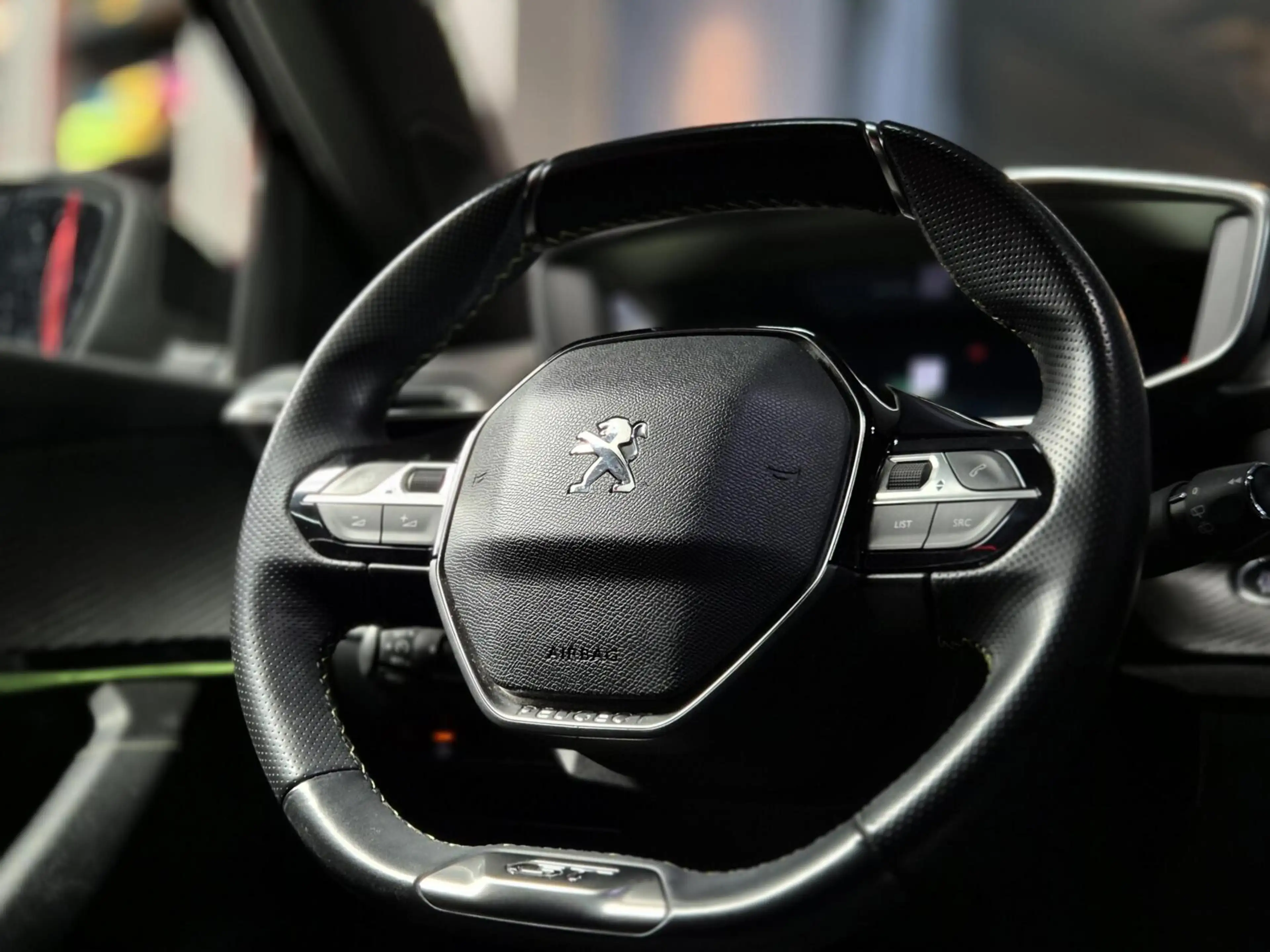 Peugeot e-2008 EV GT Pack 50 kWh |CAM.|CRUISE|APP|SFEER — photo 7