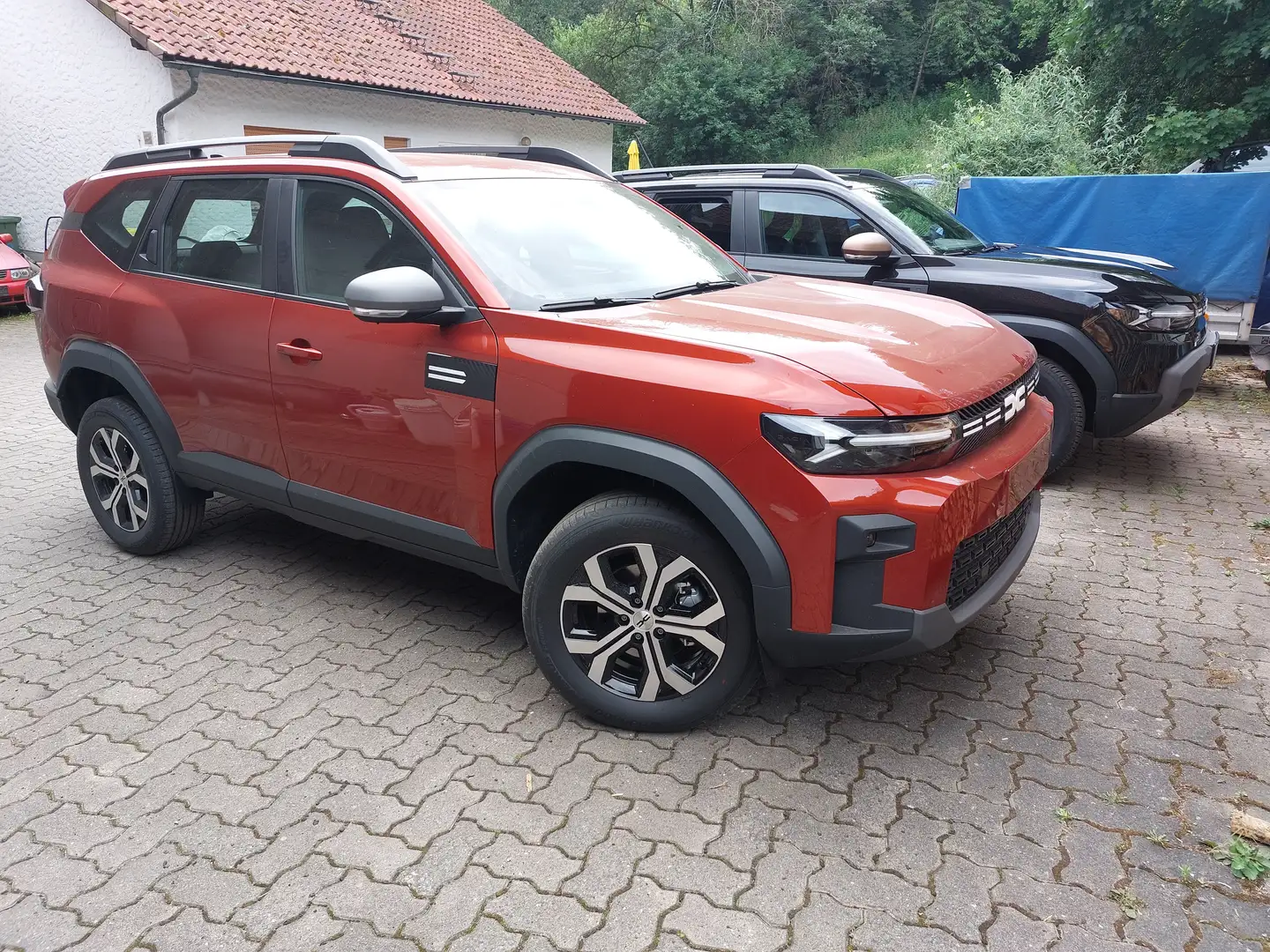 Dacia Bigster TCE140 MH Expression R-Kamera Shzg. SOFORT! Braun - 1