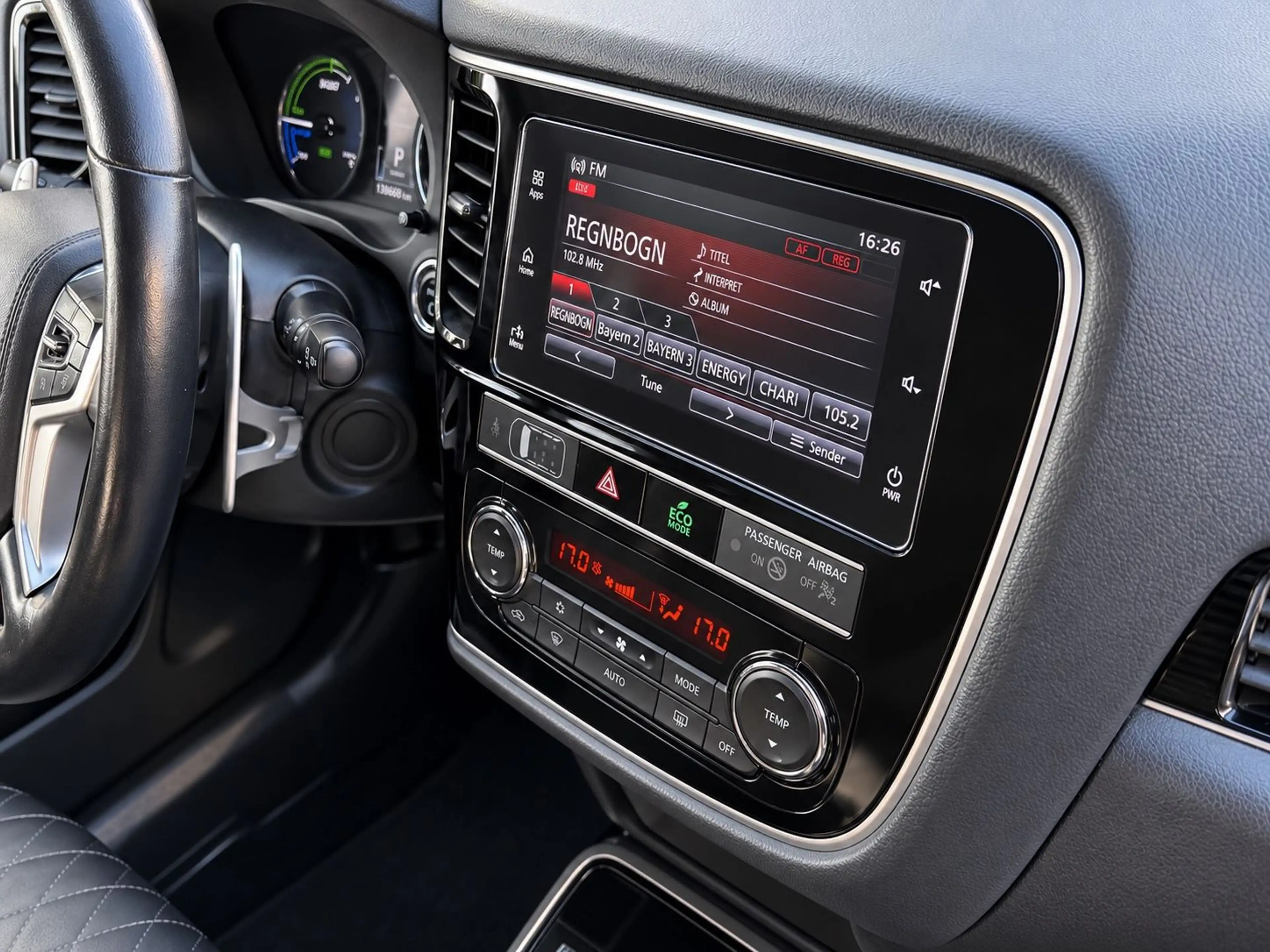 Mitsubishi Outlander PHEV Intro Edition 4WD Autom., 1.Hand — photo 12