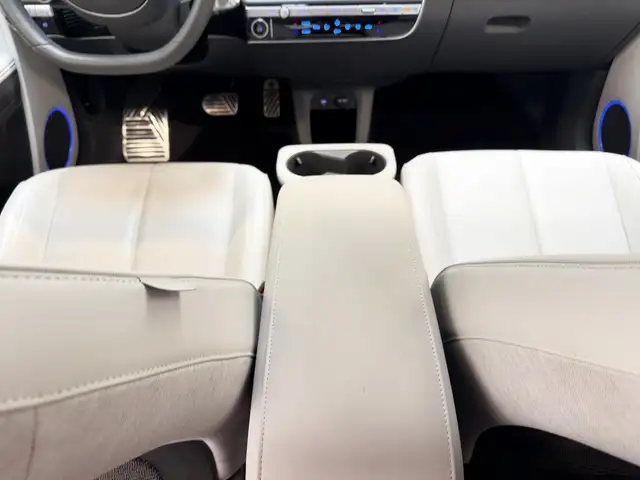 Hyundai Ioniq 5 view 14