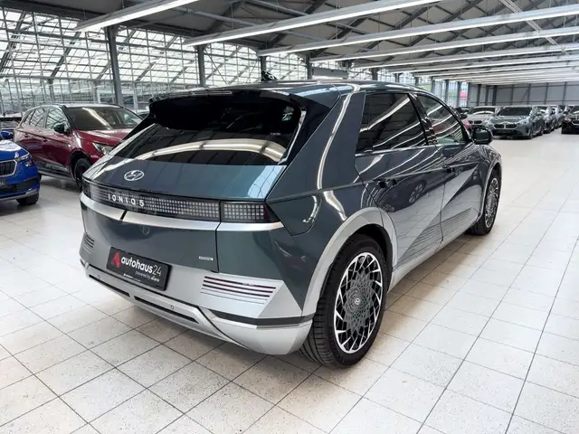 Hyundai Ioniq 5 view 5