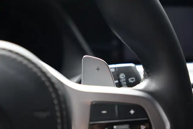 BMW X5 view 28
