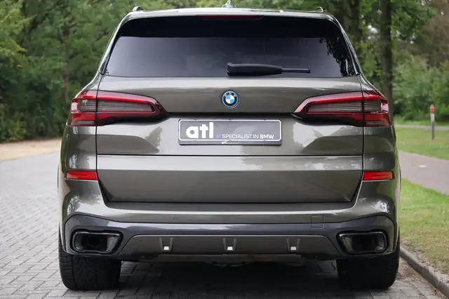BMW X5 view 7