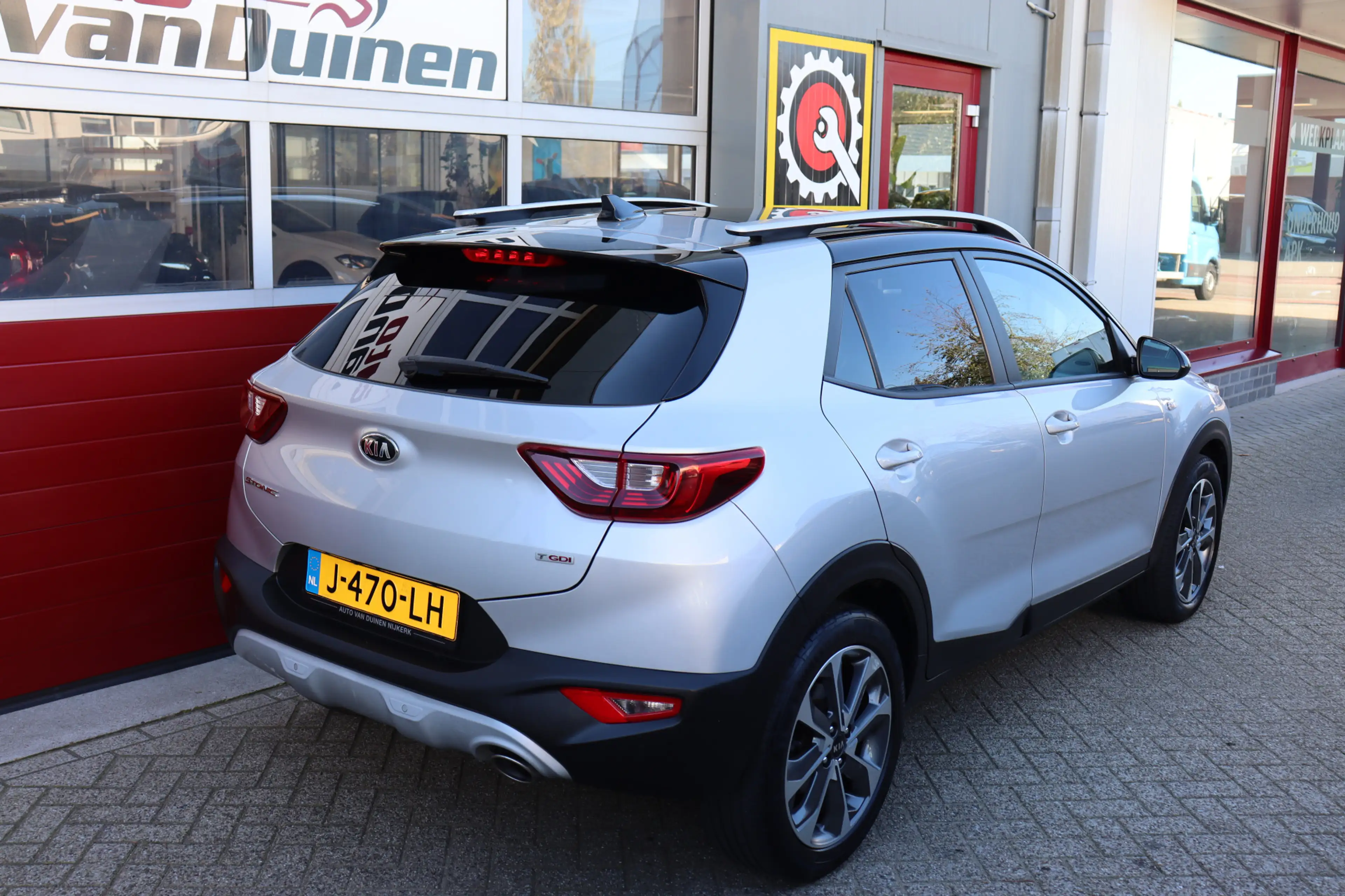 Kia Stonic 1.0 T-GDi Sports Edition O.a: PDC, Camera, DAB, Na — photo 4