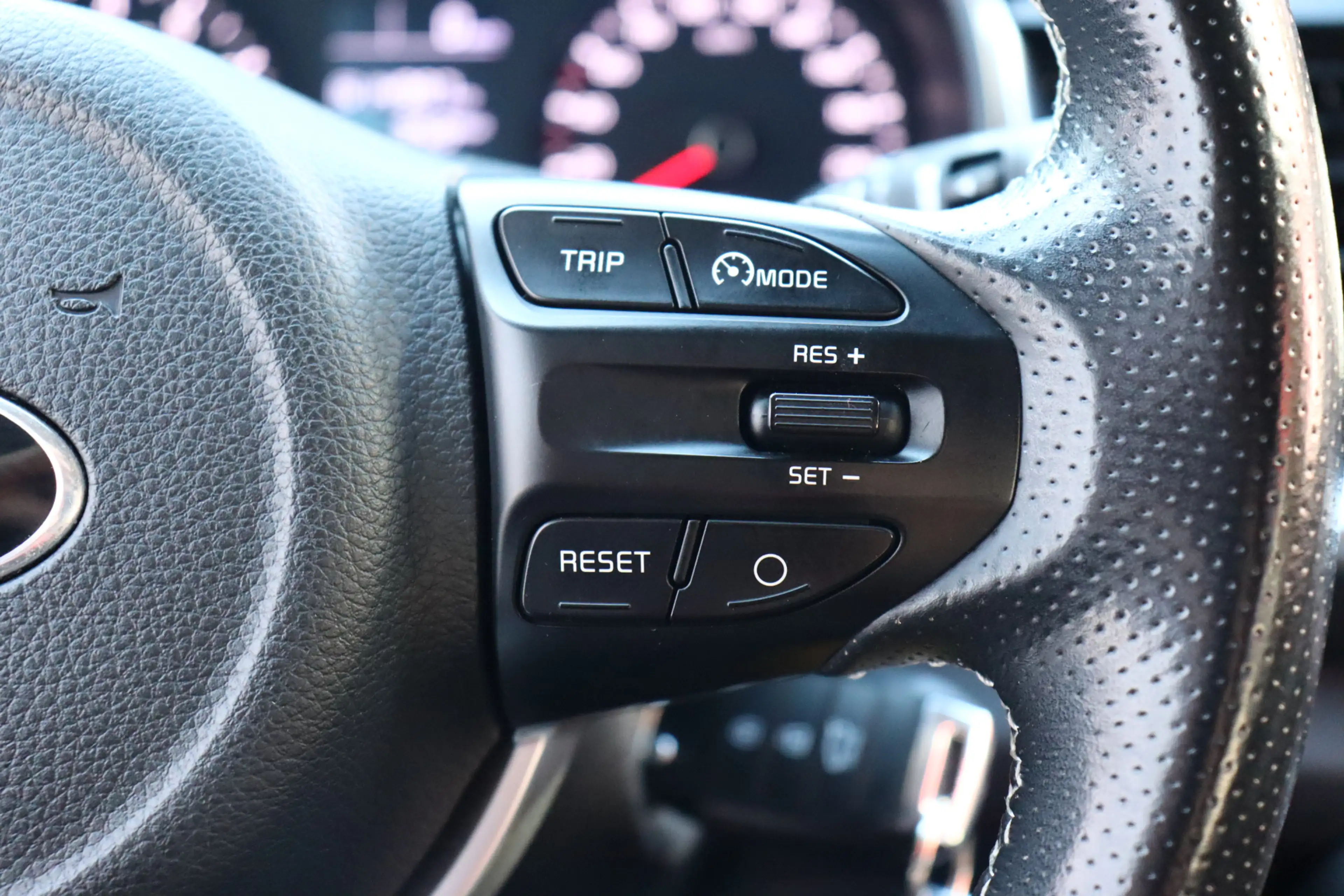 Kia Stonic 1.0 T-GDi Sports Edition O.a: PDC, Camera, DAB, Na — photo 29