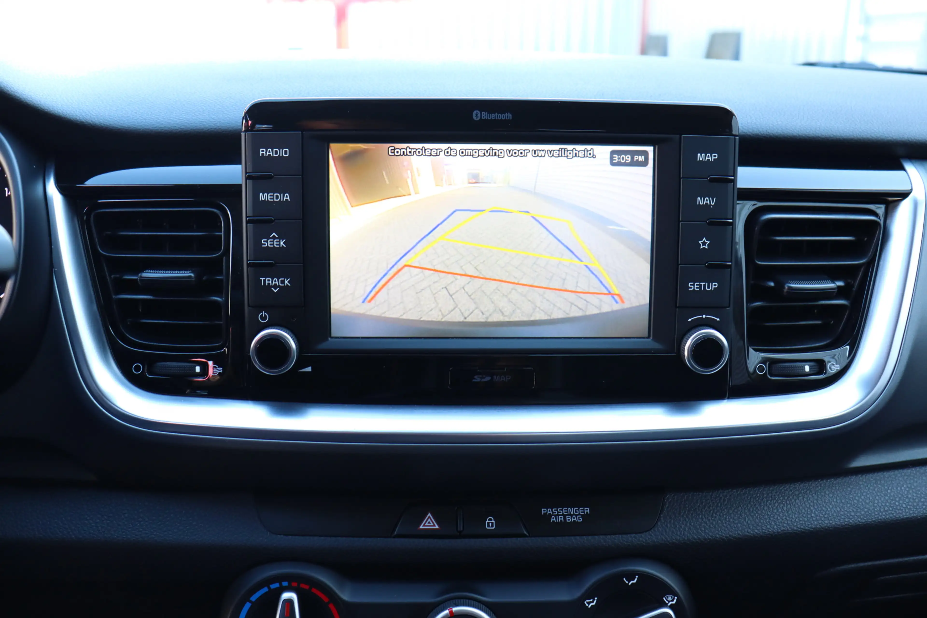 Kia Stonic 1.0 T-GDi Sports Edition O.a: PDC, Camera, DAB, Na — photo 14