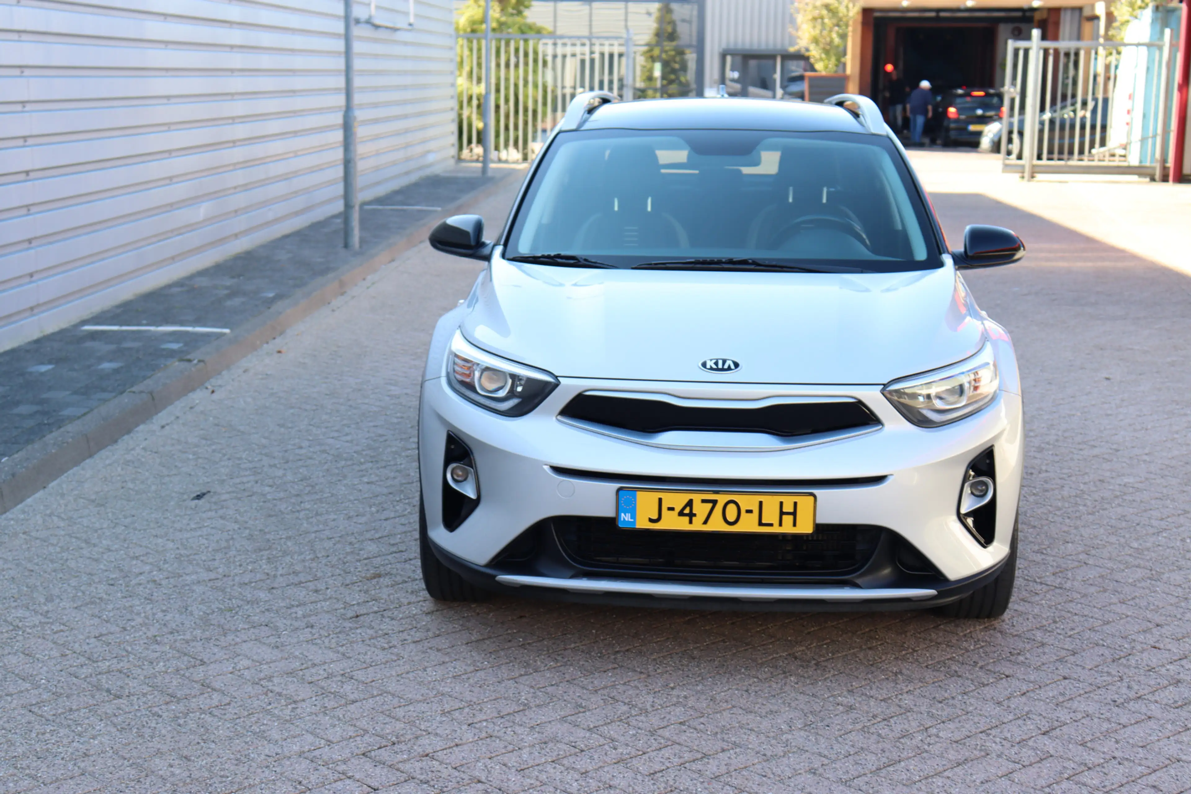 Kia Stonic 1.0 T-GDi Sports Edition O.a: PDC, Camera, DAB, Na — photo 6