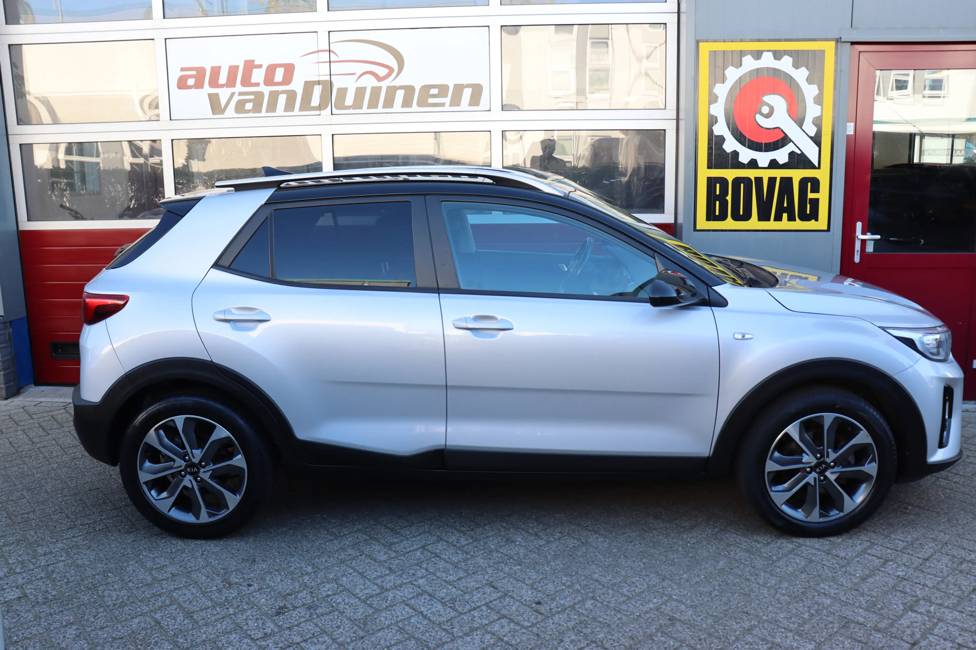Kia Stonic 1.0 T-GDi Sports Edition O.a: PDC, Camera, DAB, Na — photo 5