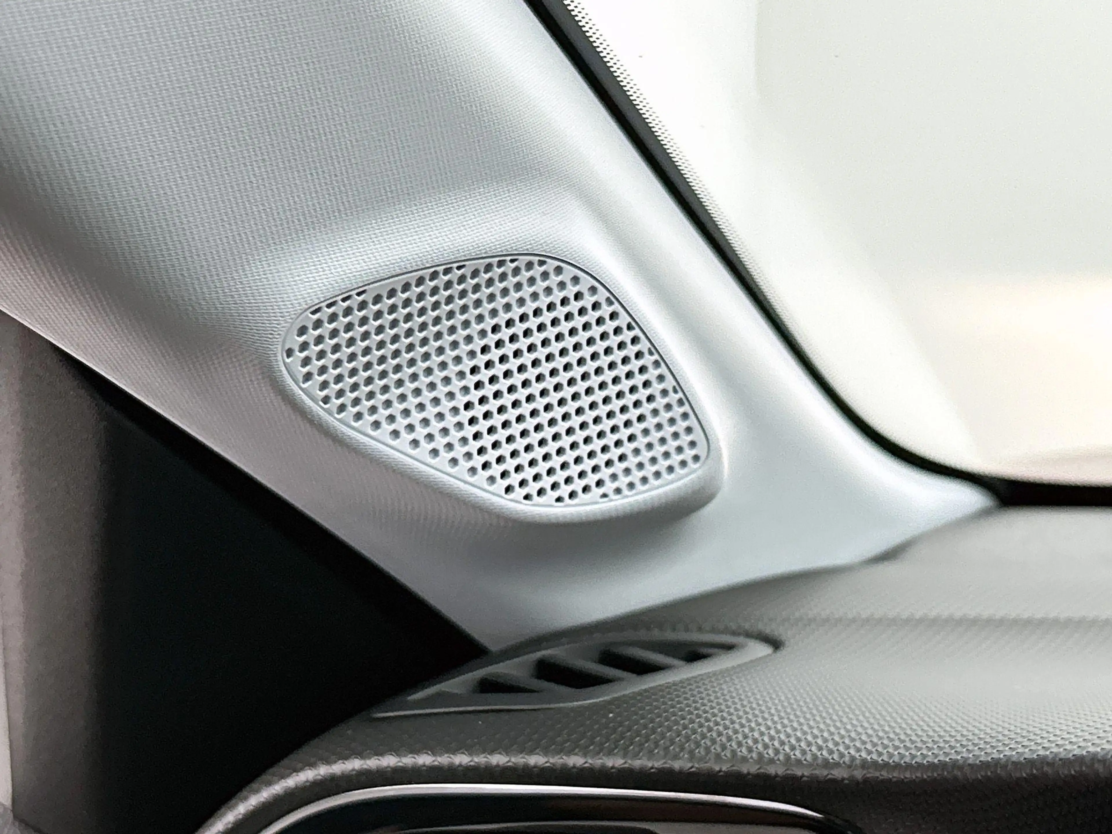 Opel Corsa-e Electric 50 kWh — photo 12